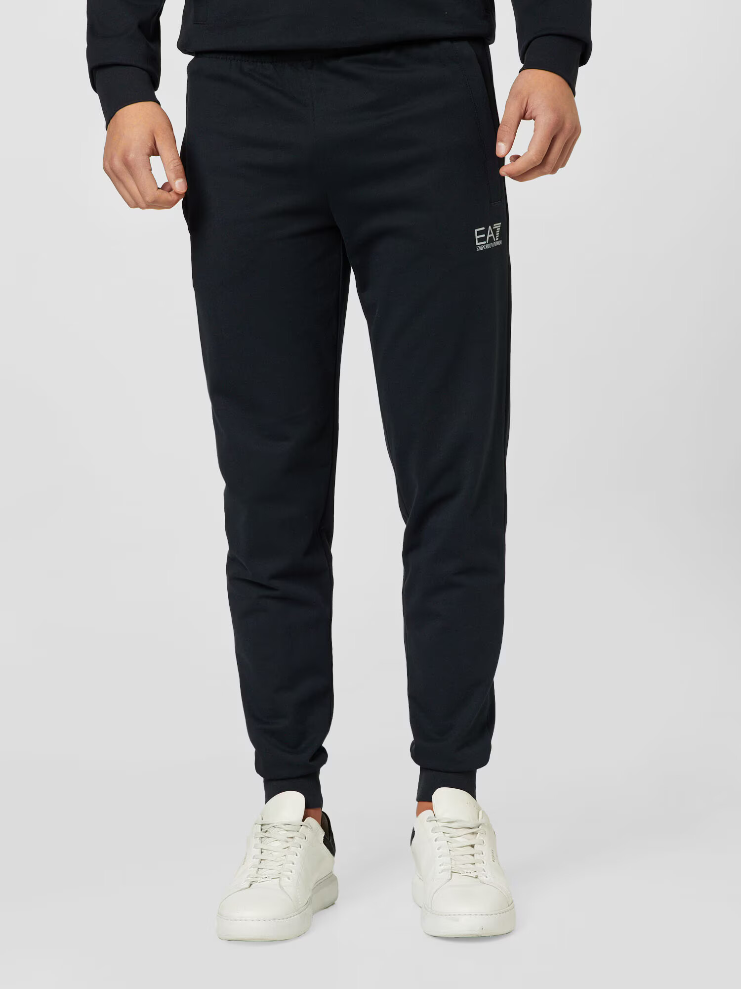 EA7 Emporio Armani Joggingová súprava tmavomodrá / biela - Pepit.sk