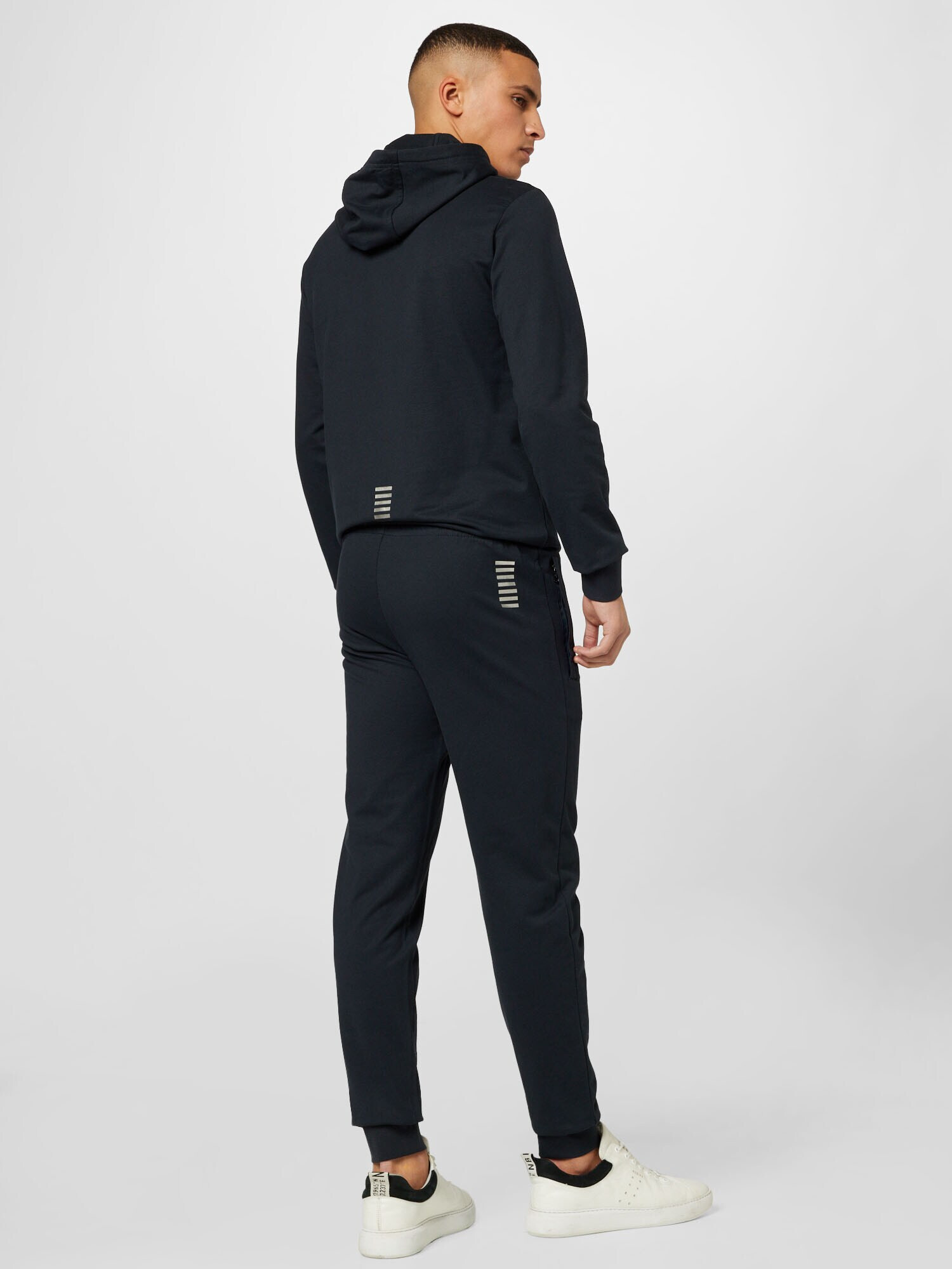 EA7 Emporio Armani Joggingová súprava tmavomodrá / biela - Pepit.sk