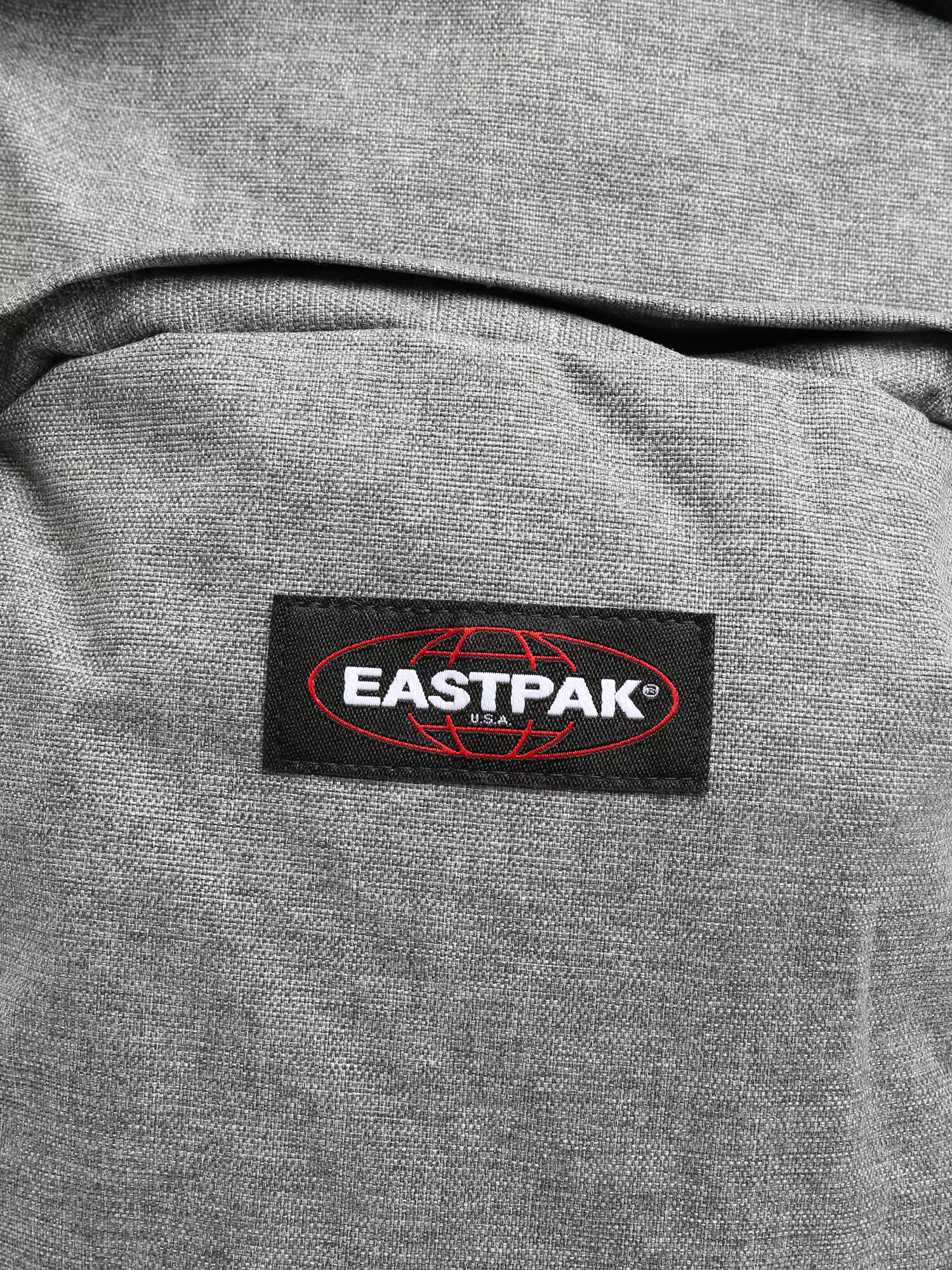 EASTPAK Batoh 'Provider' svetlosivá - Pepit.sk