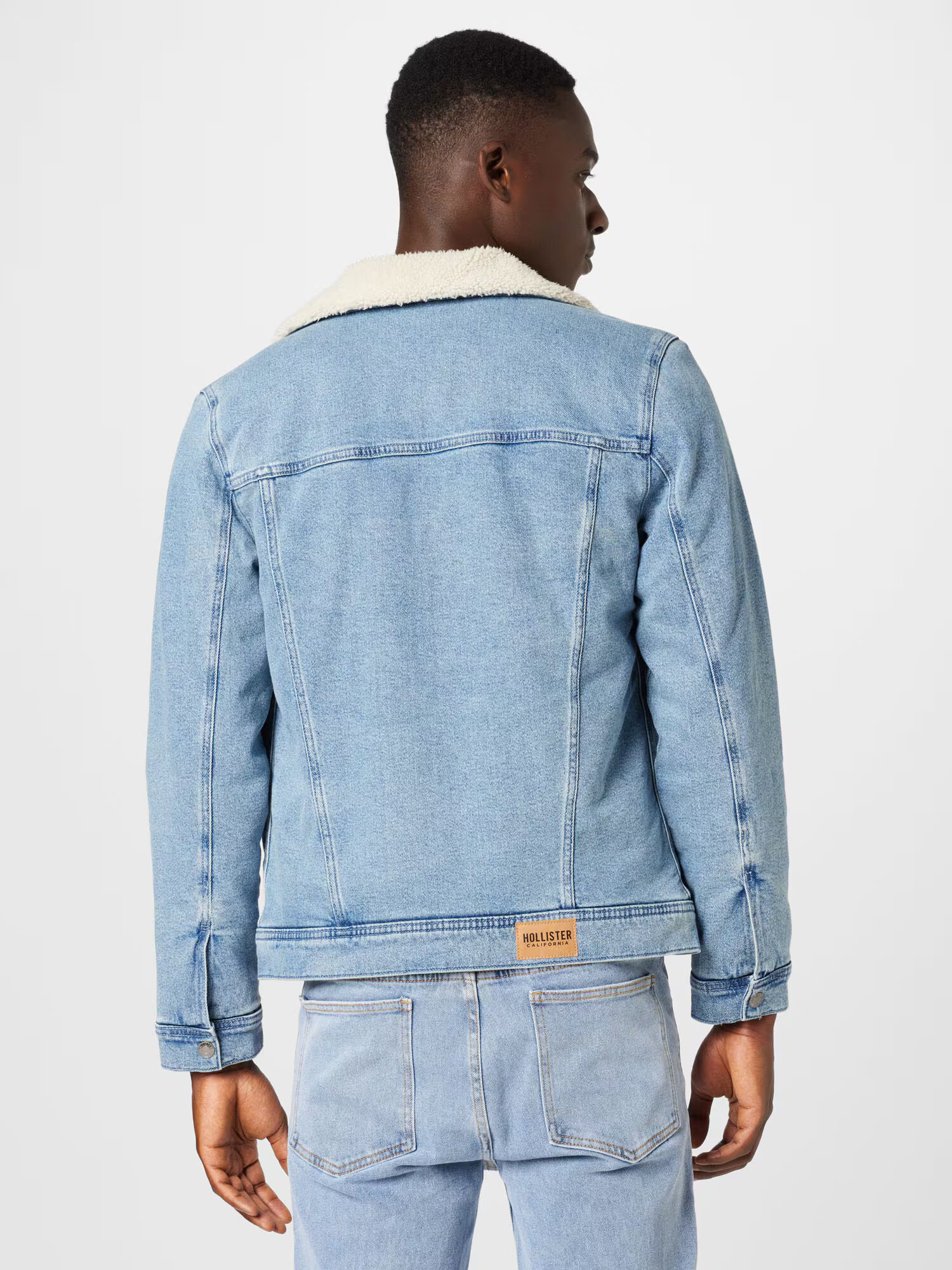 HOLLISTER Prechodná bunda krémová / modrá denim - Pepit.sk