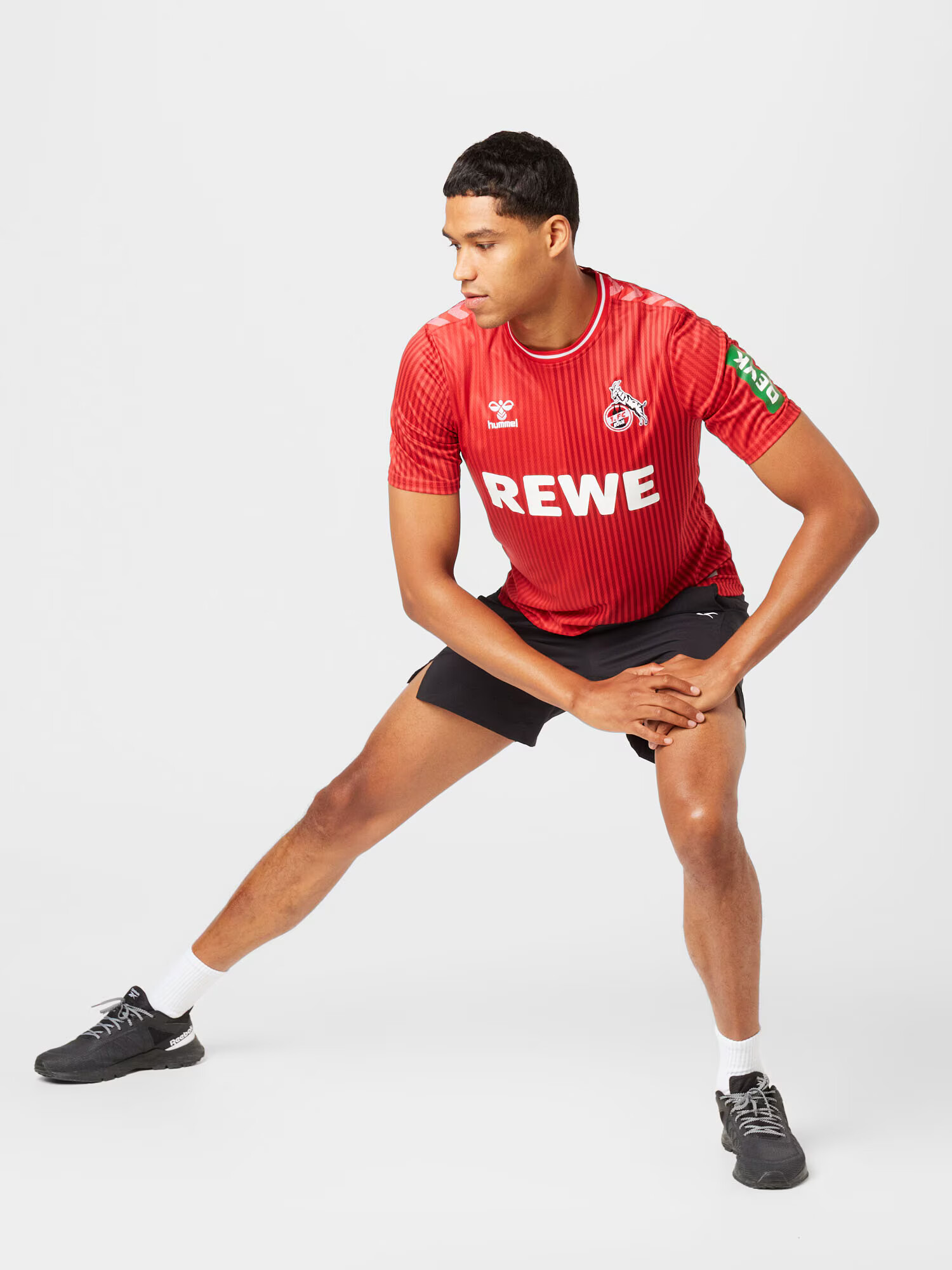 Hummel Dres 'FC Köln 23-24 Auswärts' modrá / zelená / červená / biela - Pepit.sk