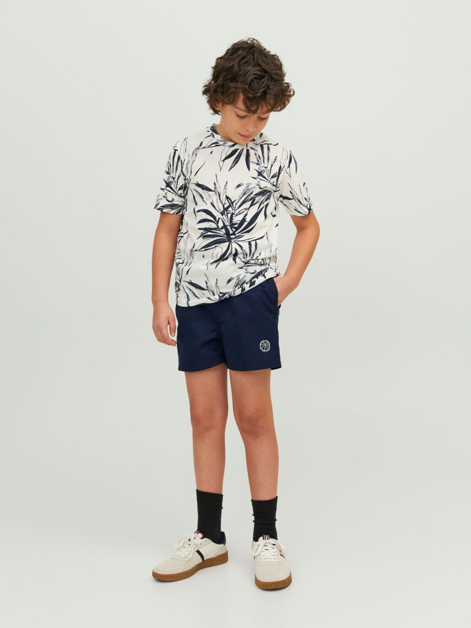 Jack & Jones Junior Plavecké šortky 'Fiji' námornícka modrá / čierna / biela - Pepit.sk