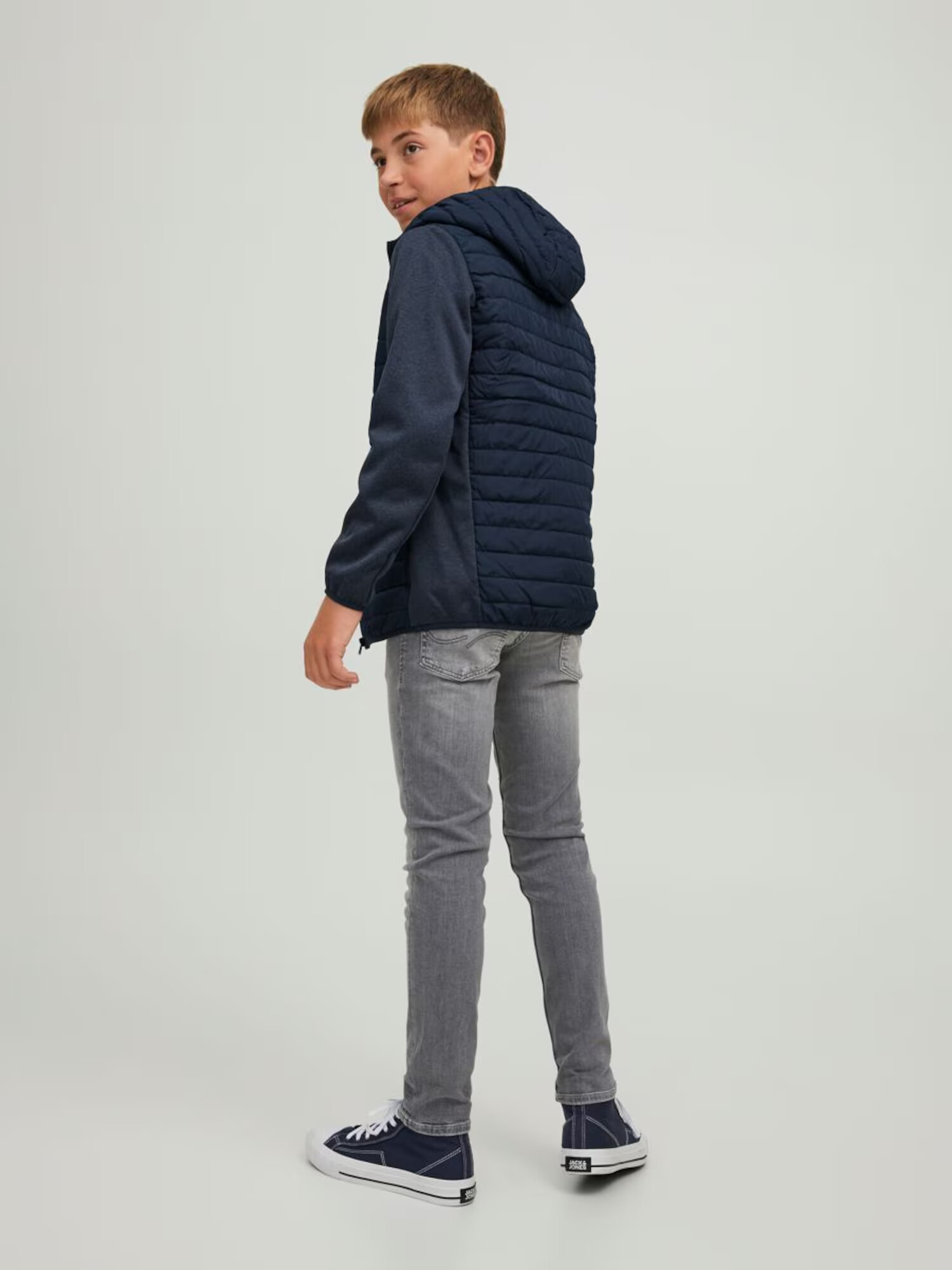 Jack & Jones Junior Prechodná bunda námornícka modrá / červená / biela - Pepit.sk