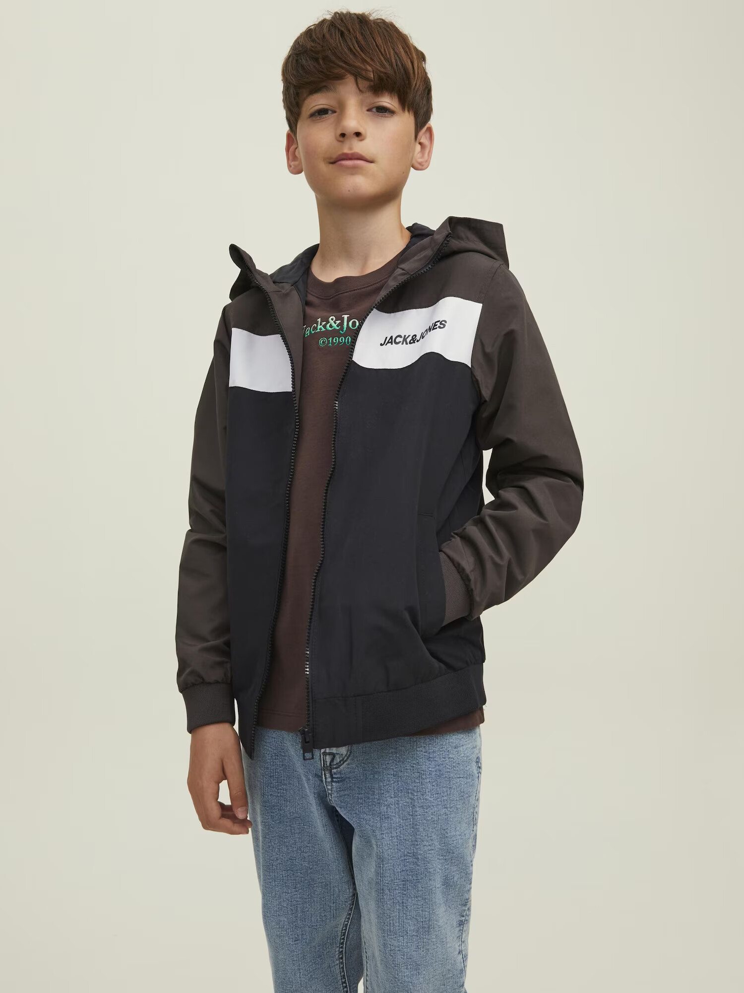 Jack & Jones Junior Prechodná bunda 'Rush' čokoládová / čierna / biela - Pepit.sk