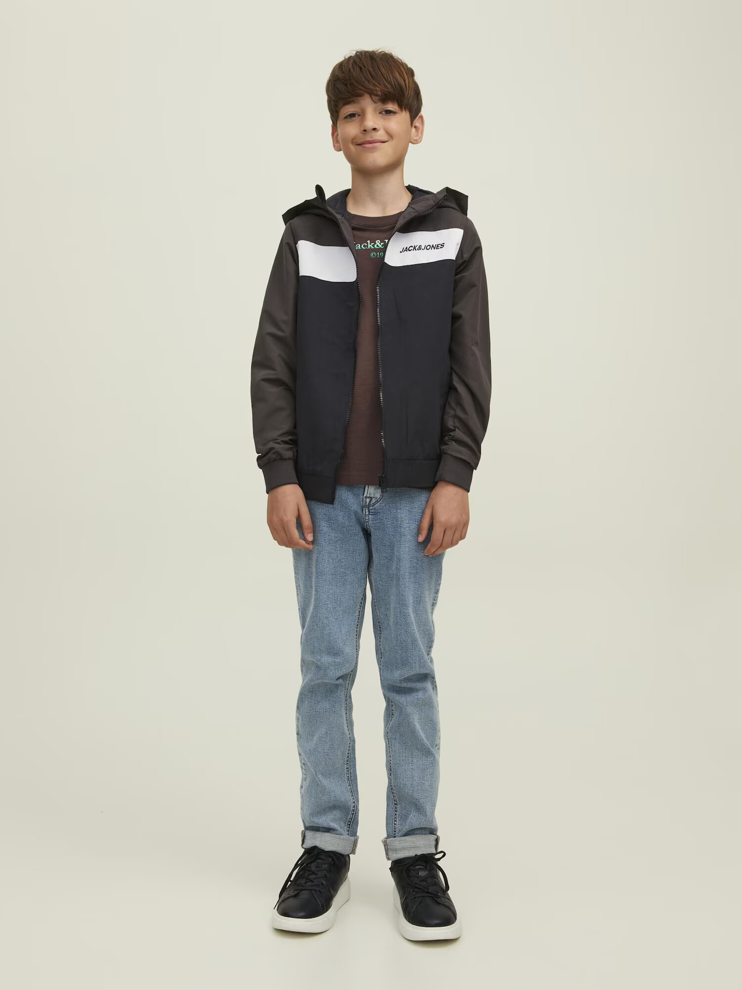 Jack & Jones Junior Prechodná bunda 'Rush' čokoládová / čierna / biela - Pepit.sk