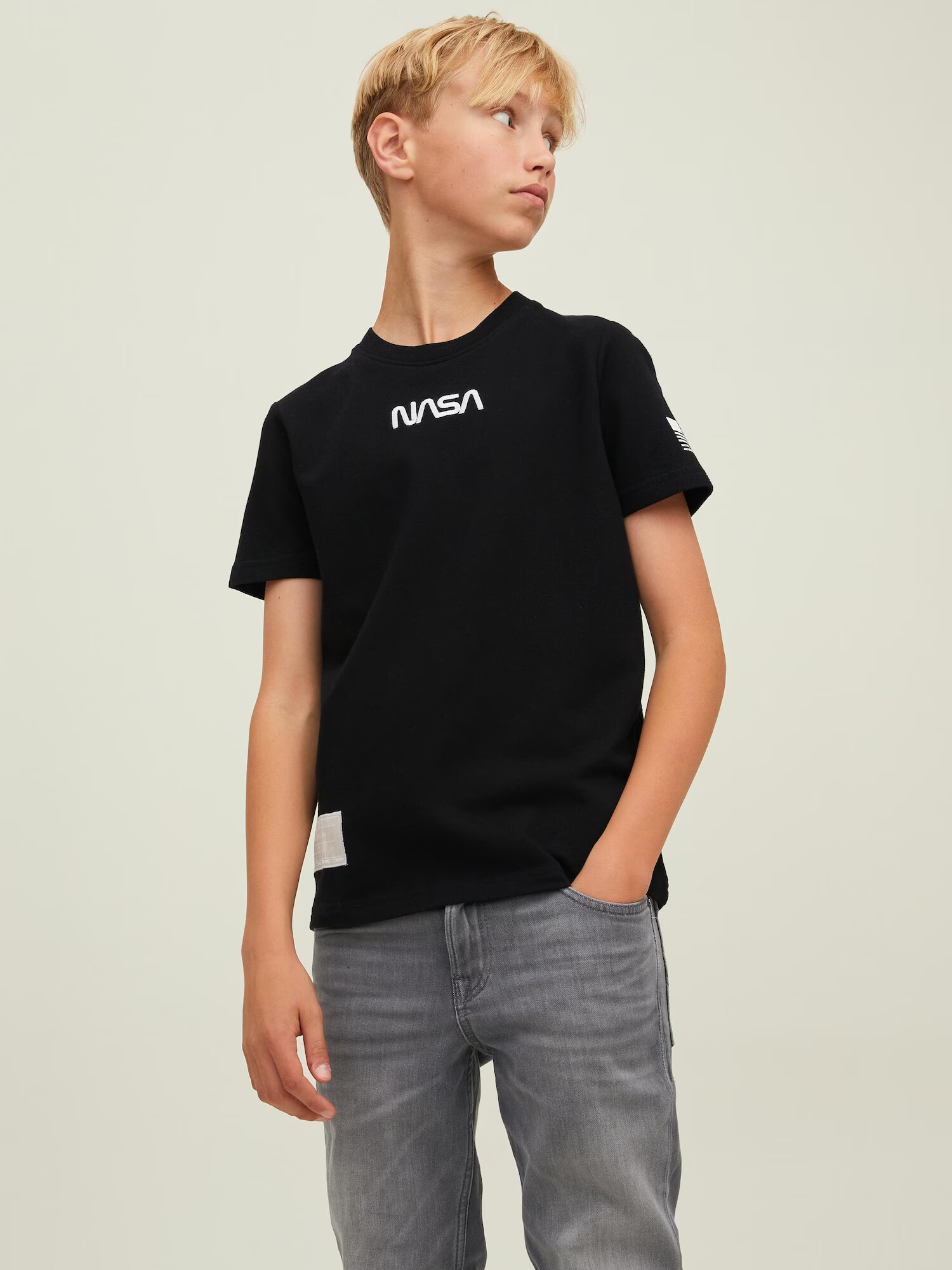 Jack & Jones Junior Tričko 'Nasa' čierna / biela - Pepit.sk