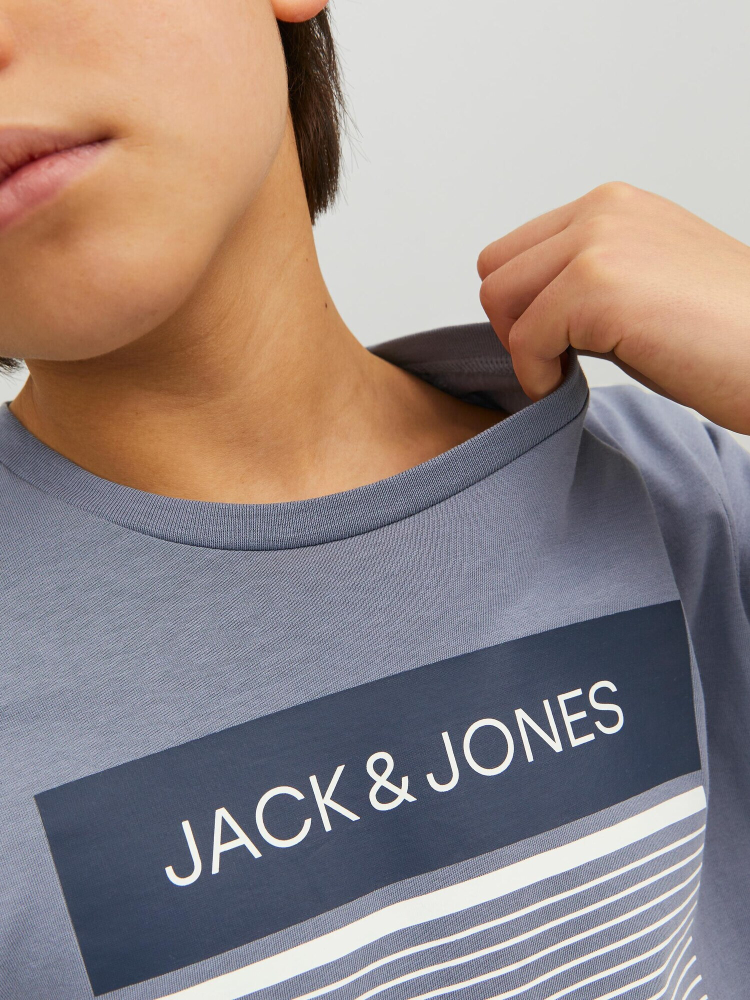 Jack & Jones Junior Tričko 'Travis' dymovo modrá / čierna / biela - Pepit.sk