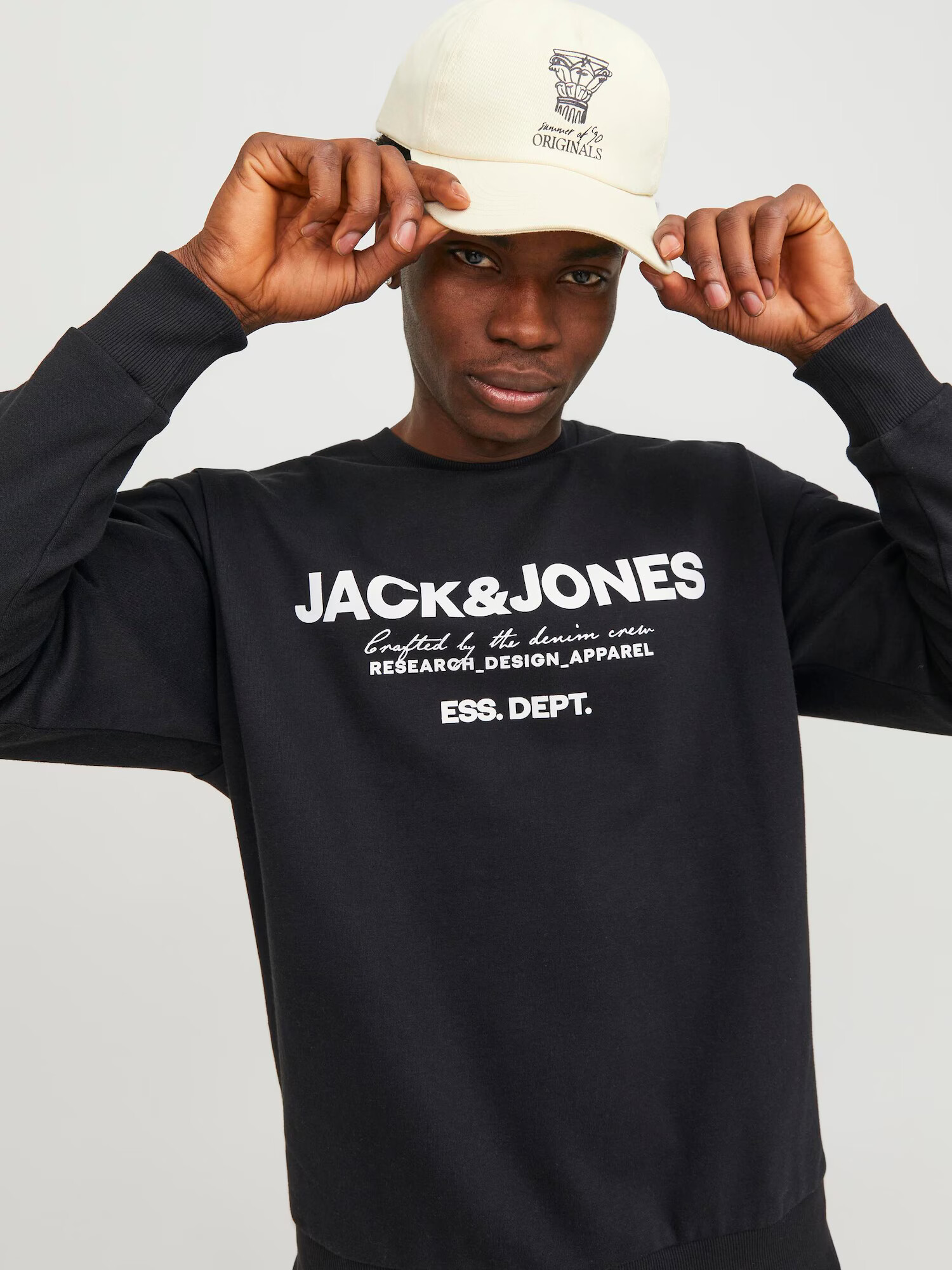 JACK & JONES Mikina 'GALE' čierna / biela - Pepit.sk