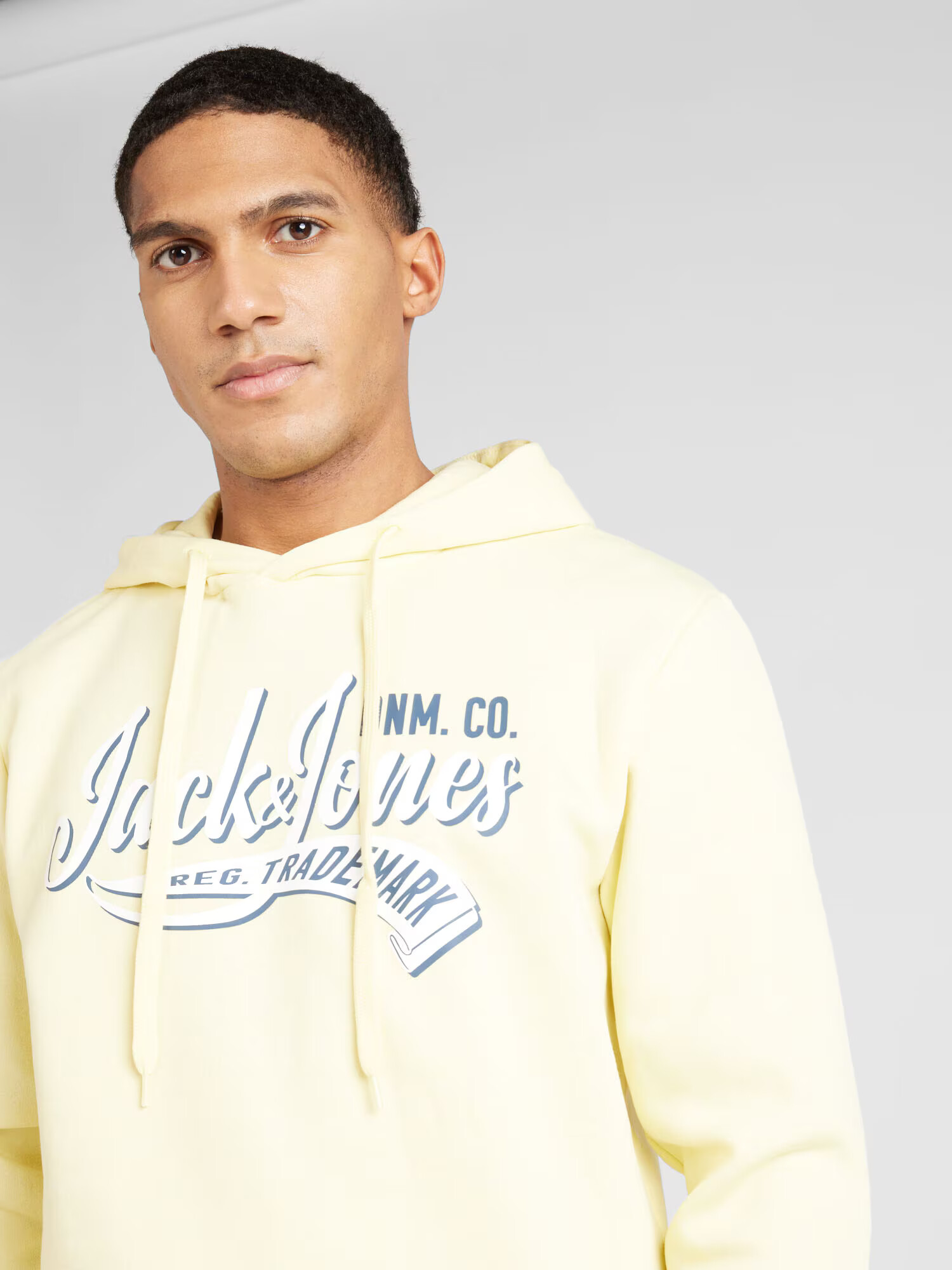 JACK & JONES Mikina námornícka modrá / svetložltá / biela - Pepit.sk