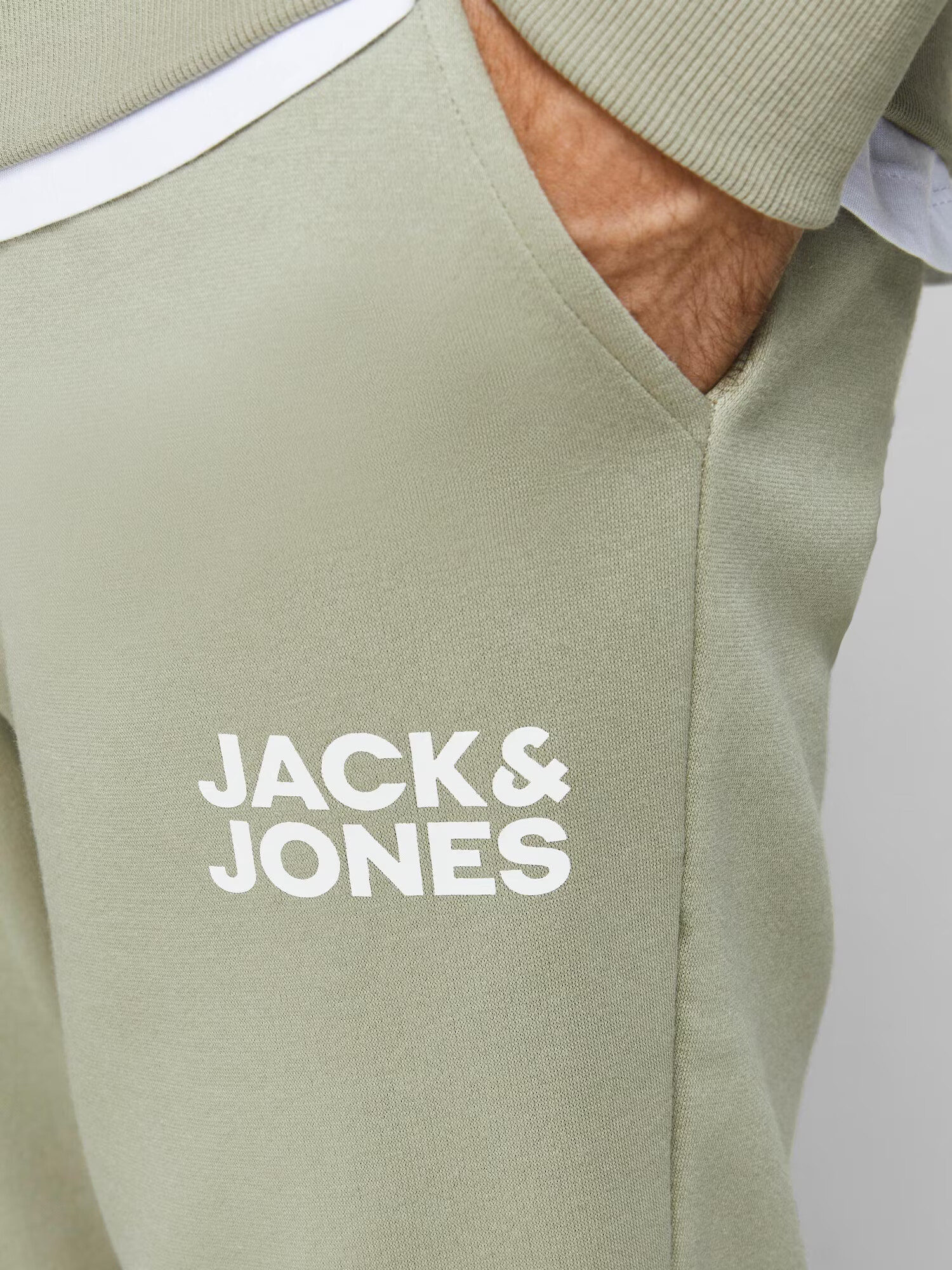 JACK & JONES Nohavice 'Gordon' svetlozelená / biela - Pepit.sk