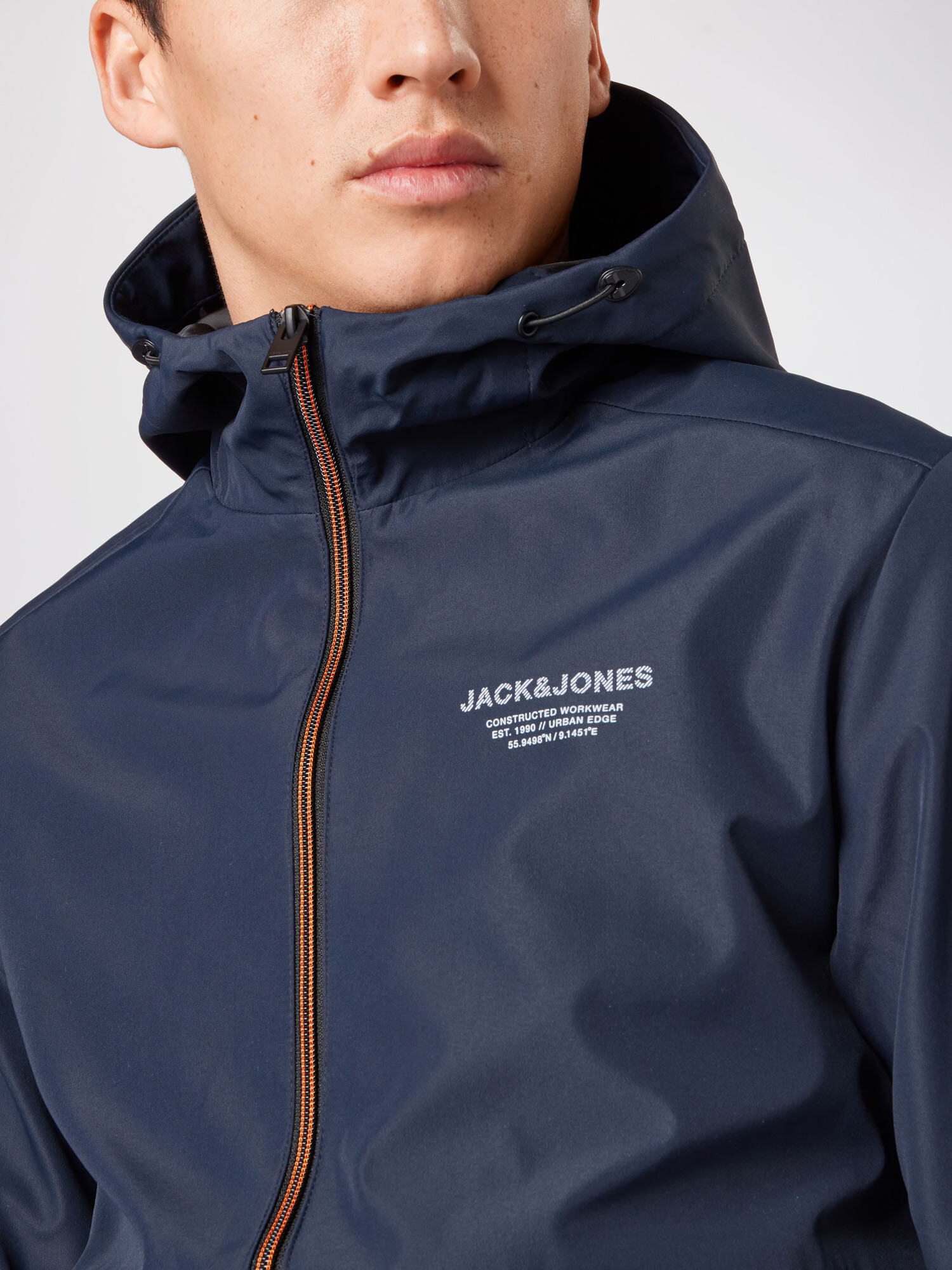 JACK & JONES Prechodná bunda 'Eseam' námornícka modrá / svetlooranžová / čierna / biela - Pepit.sk