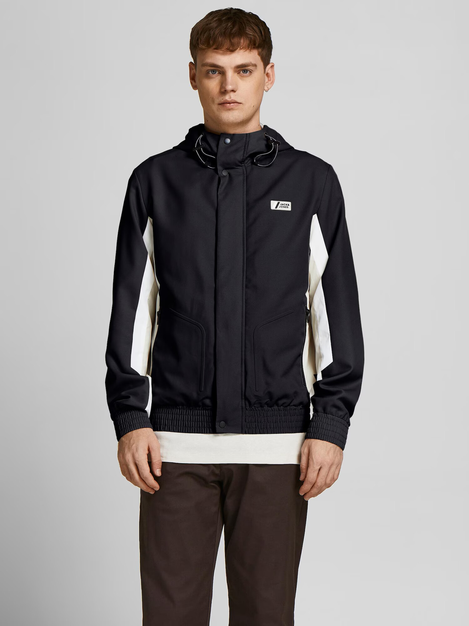 JACK & JONES Prechodná bunda 'Jakob' čierna / biela - Pepit.sk