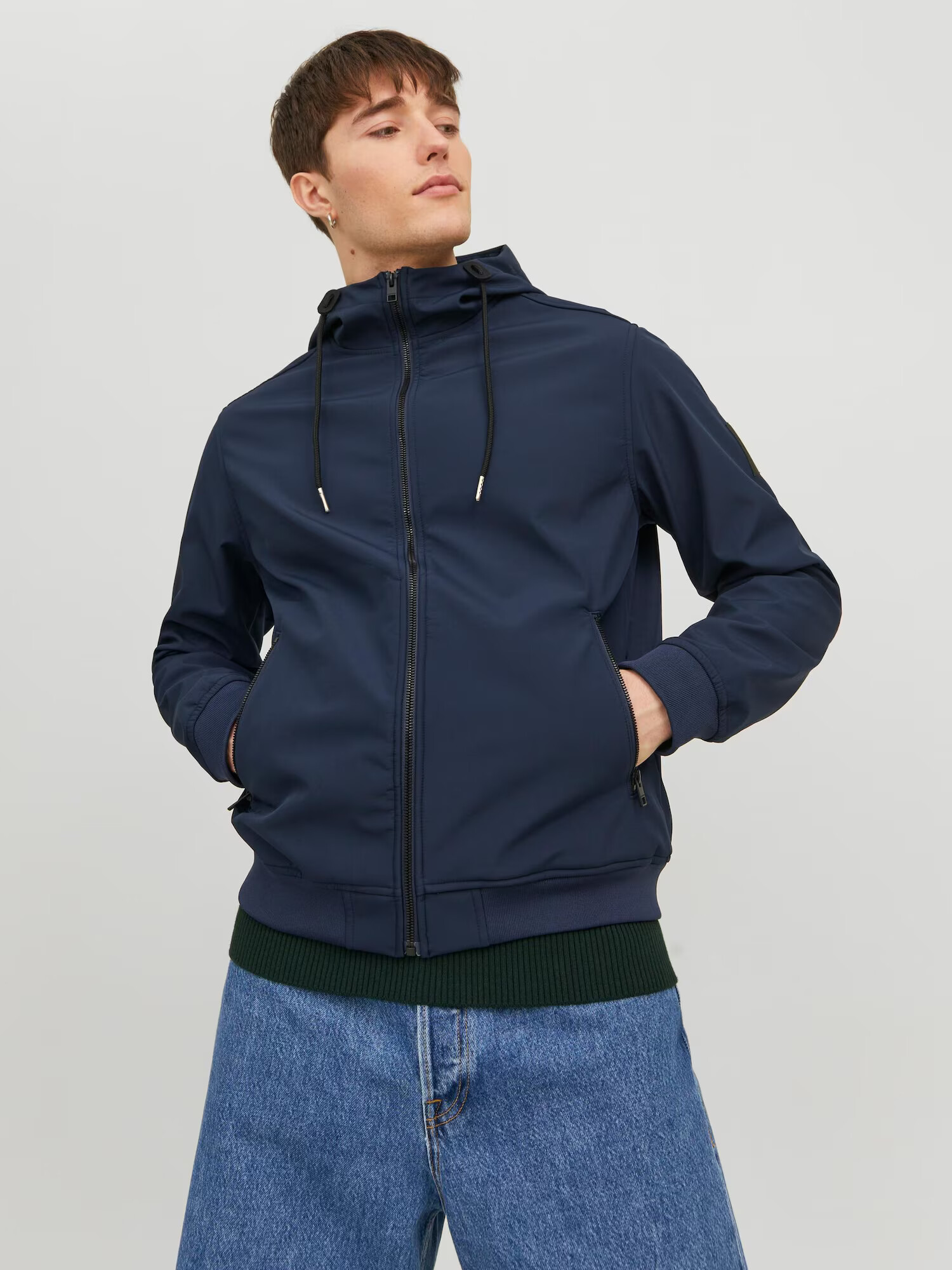 JACK & JONES Prechodná bunda námornícka modrá / čierna - Pepit.sk