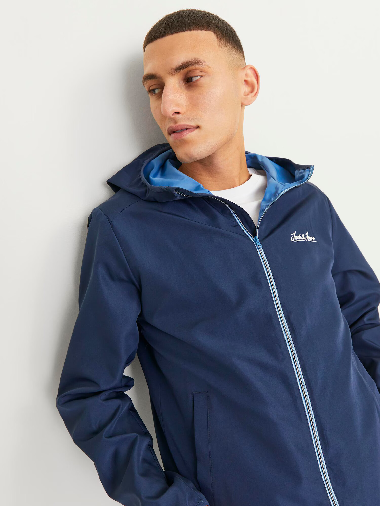 JACK & JONES Prechodná bunda 'OLIVER' námornícka modrá / biela - Pepit.sk