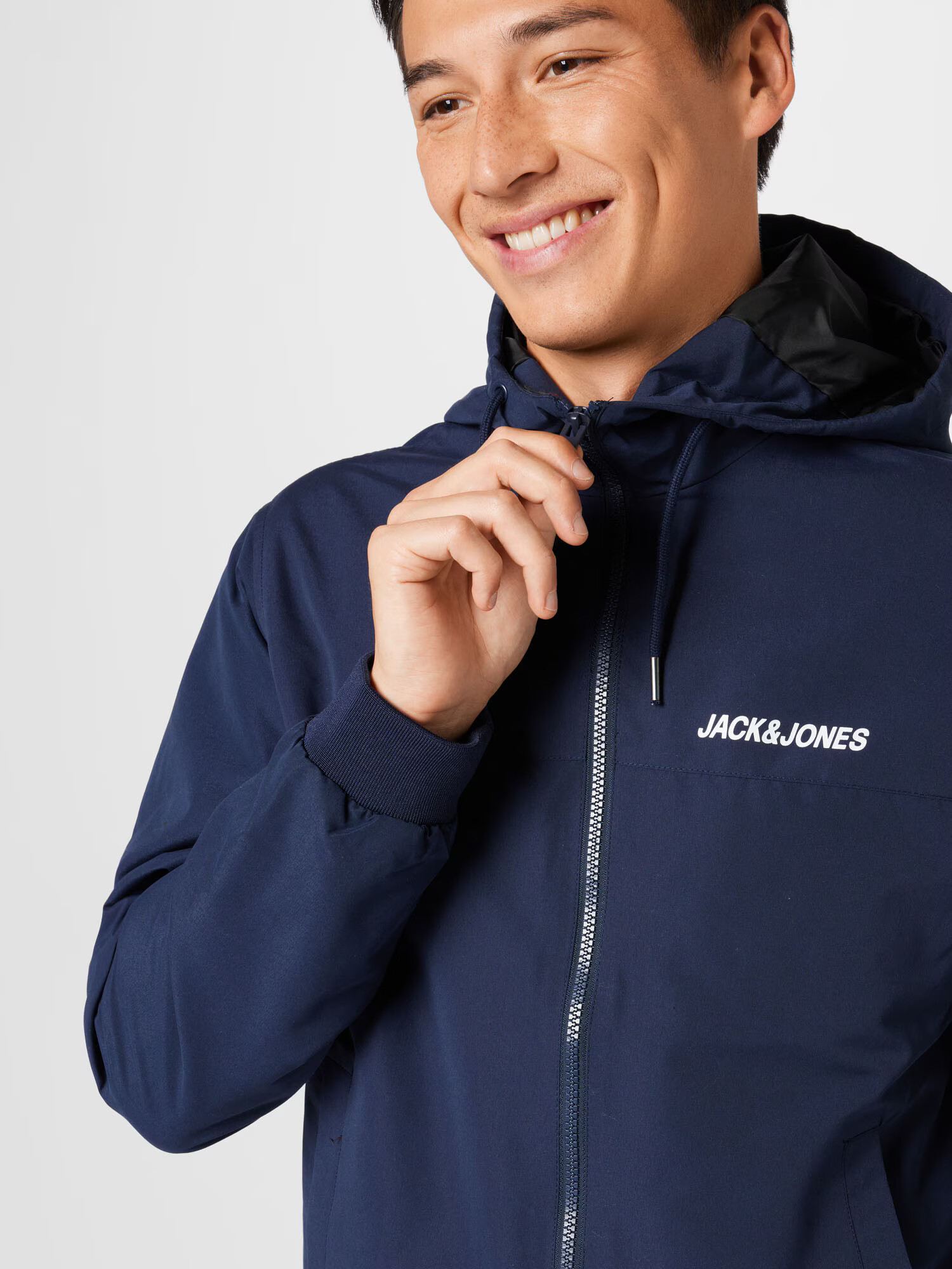 JACK & JONES Prechodná bunda 'Rush' námornícka modrá / biela - Pepit.sk