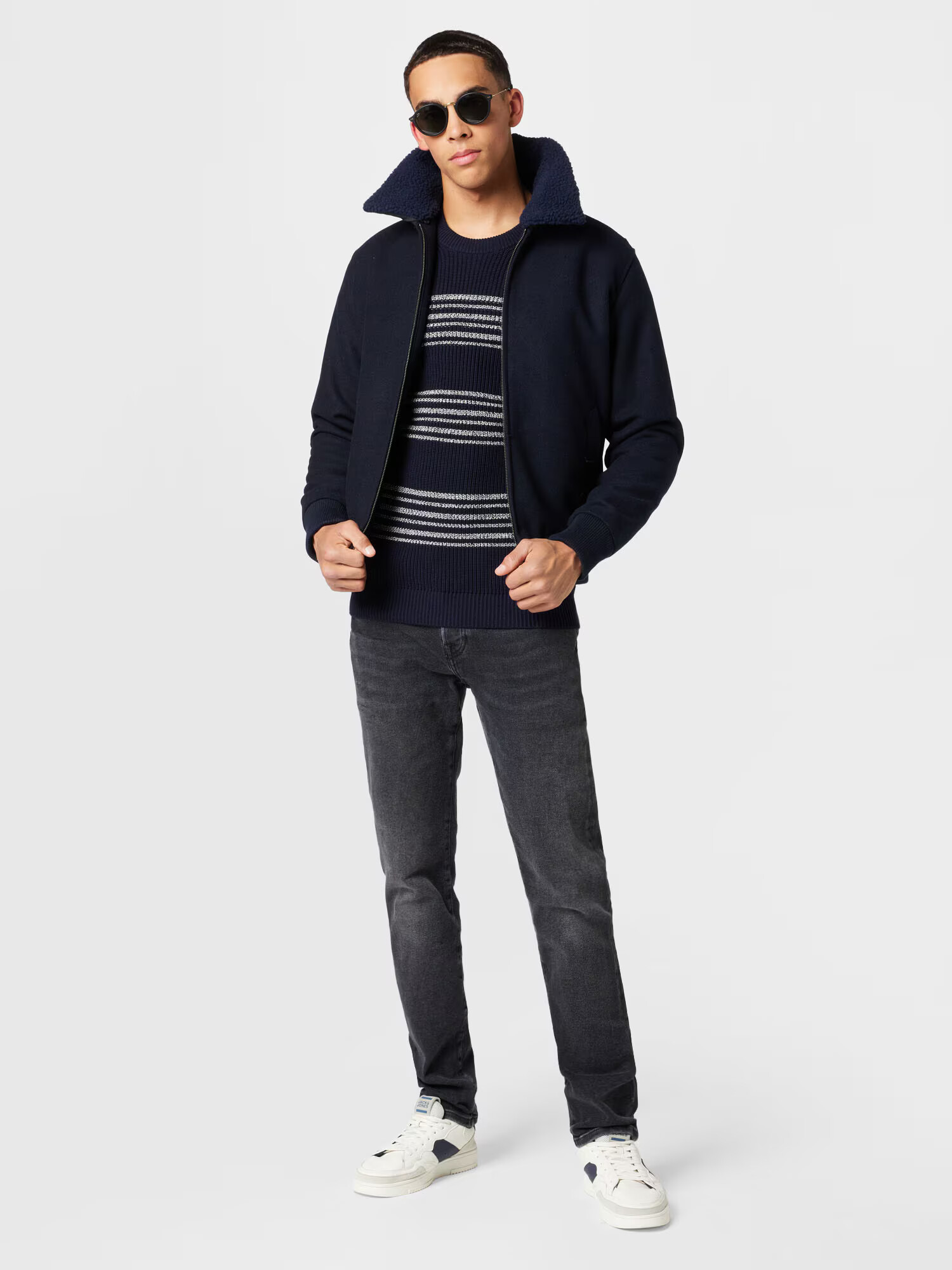 JACK & JONES Sveter 'WILBERT' námornícka modrá / biela - Pepit.sk