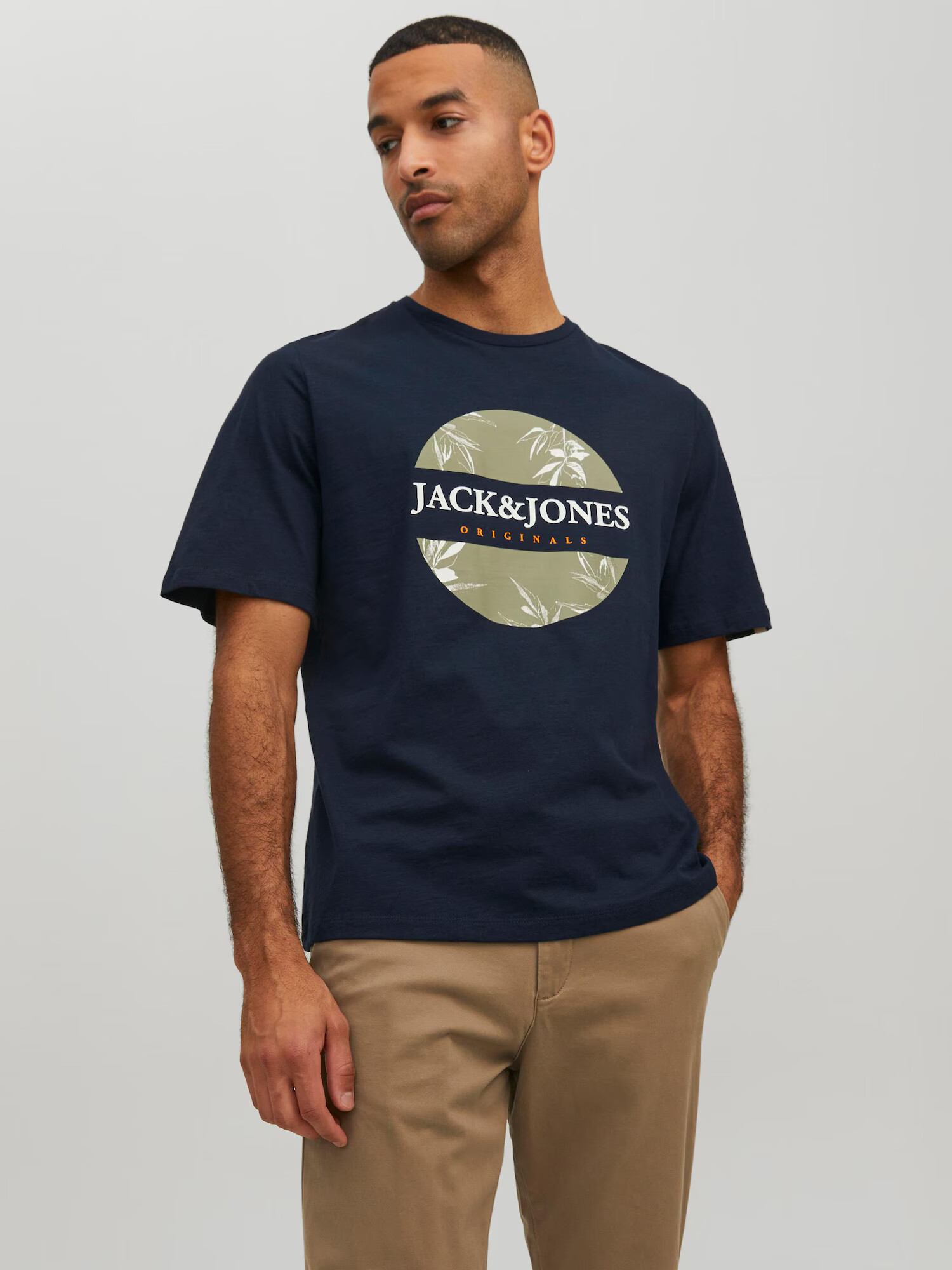 JACK & JONES Tričko 'Crayon Branding' námornícka modrá / svetlozelená / oranžová / biela - Pepit.sk