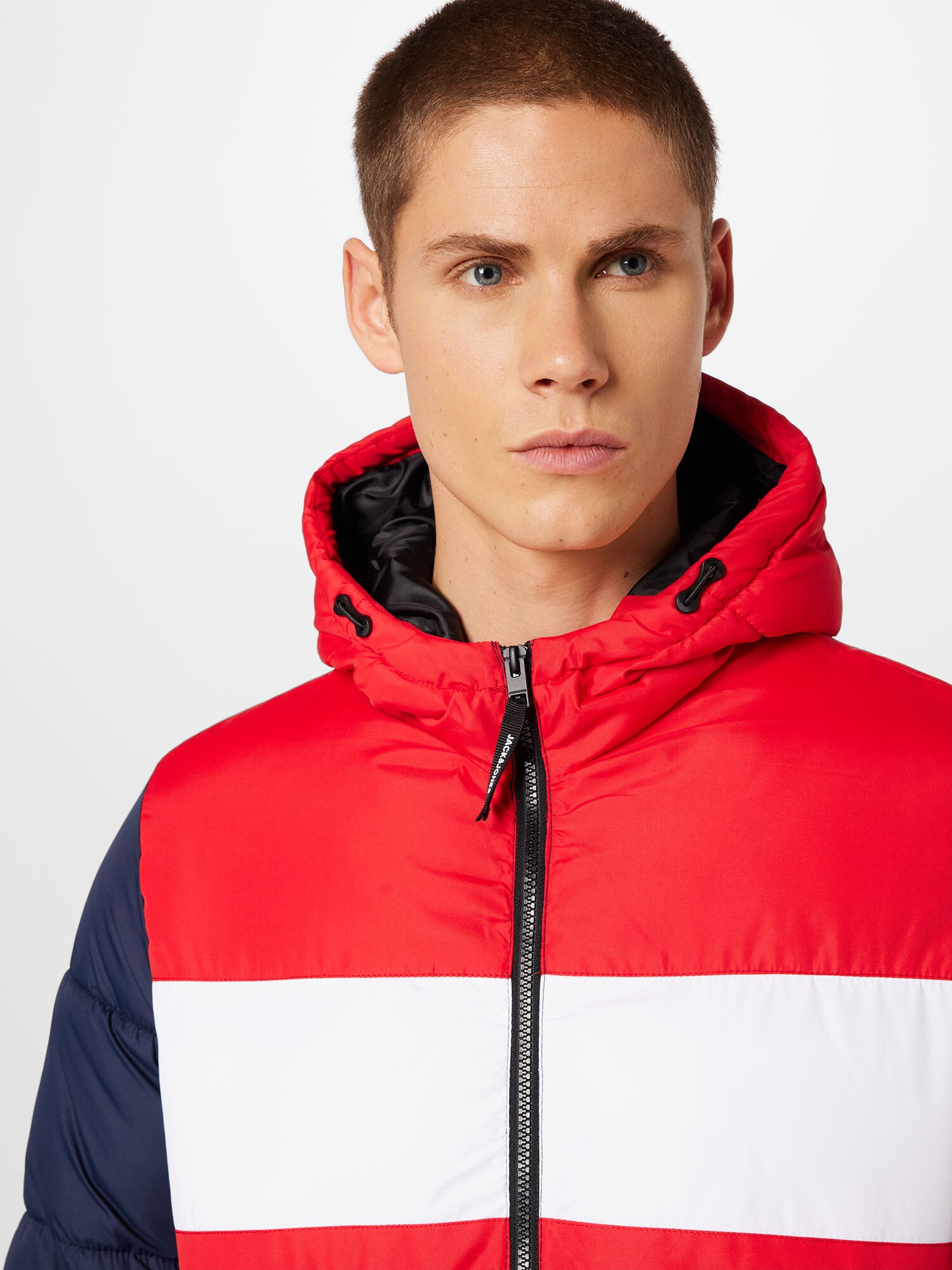 JACK & JONES Zimná bunda námornícka modrá / červená / biela - Pepit.sk