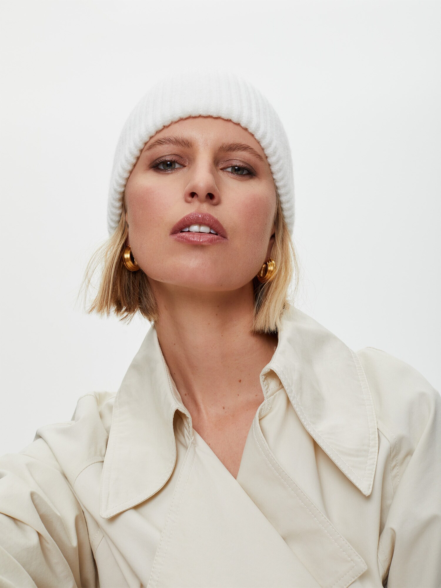 Karolina Kurkova Originals Čiapky 'Aylin' krémová - Pepit.sk