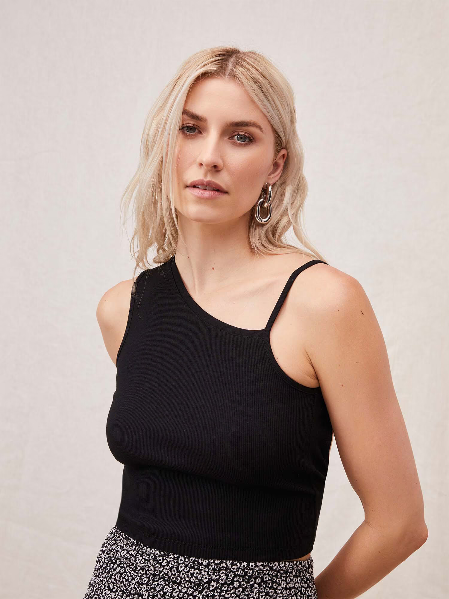 LeGer by Lena Gercke Top 'Emma' čierna - Pepit.sk