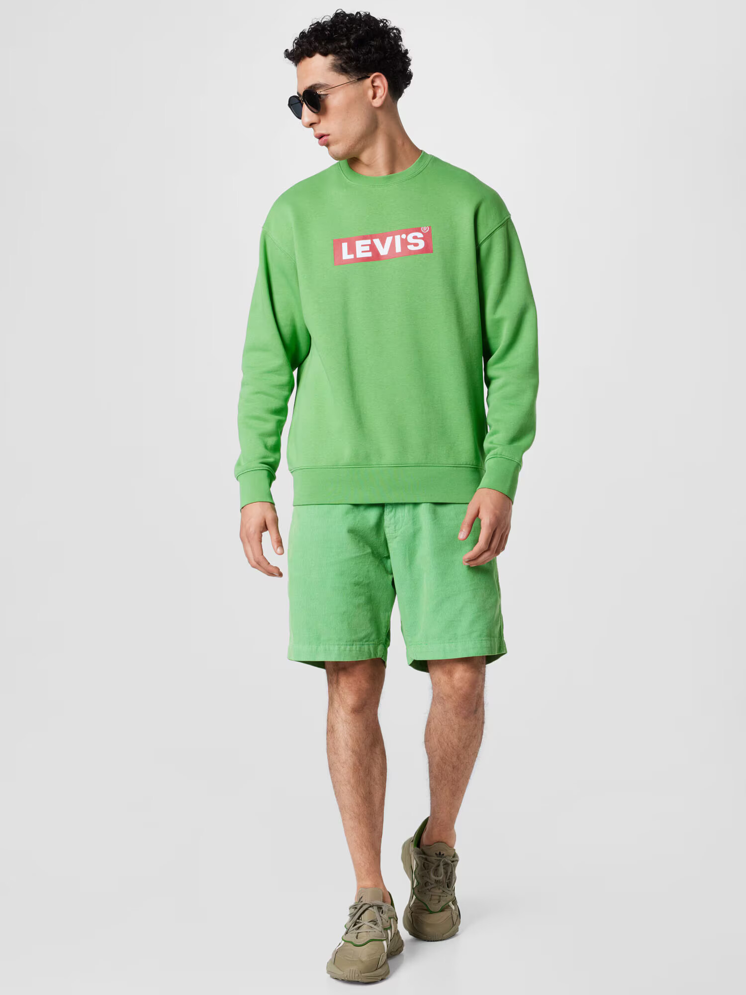 LEVI'S Chino nohavice 'XX CHINO EZ SHORT II GREENS' zelená - Pepit.sk