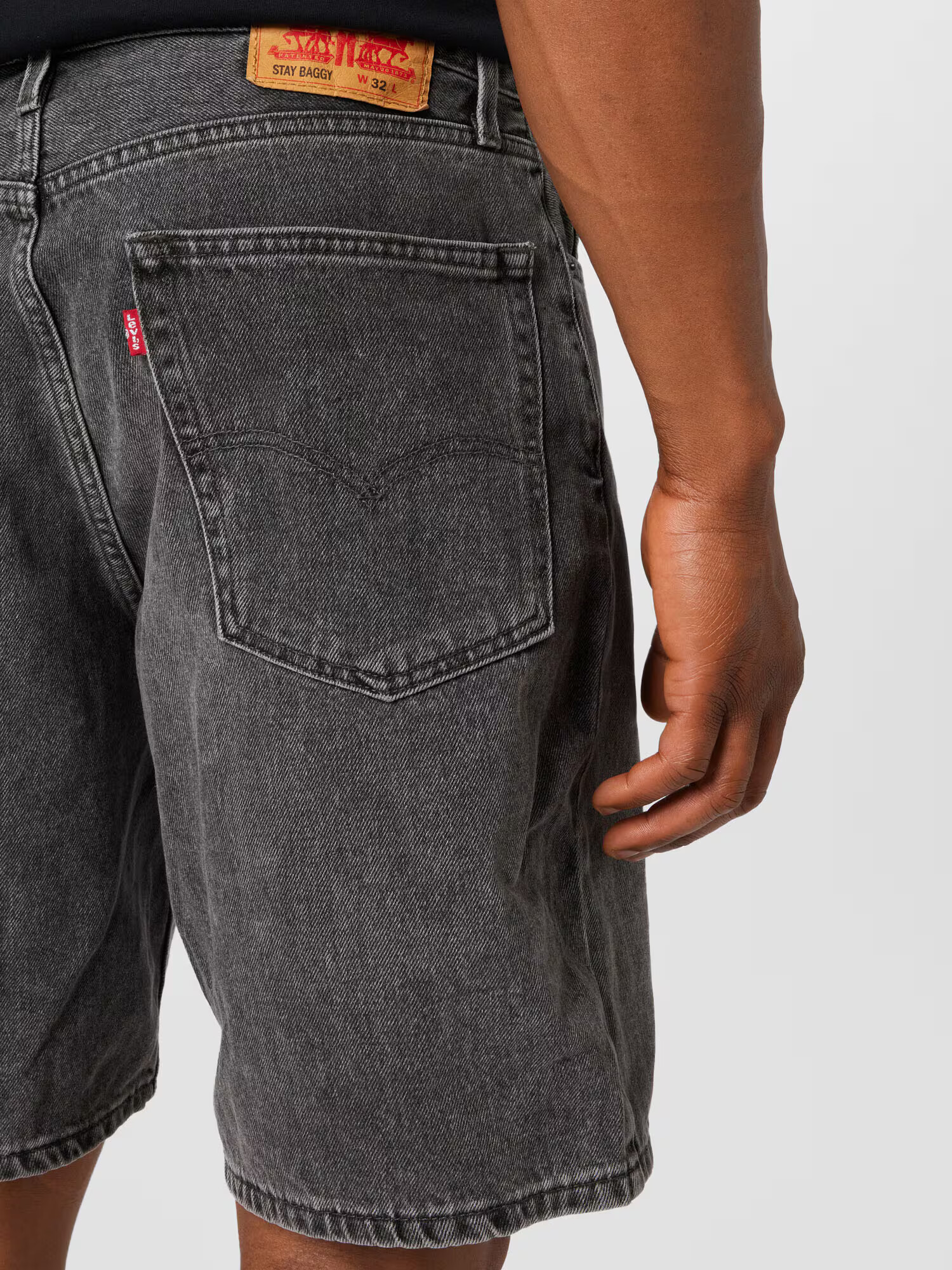 LEVI'S Džínsy '479 STAY BAGGY SHORT BLACKS' čierny denim - Pepit.sk