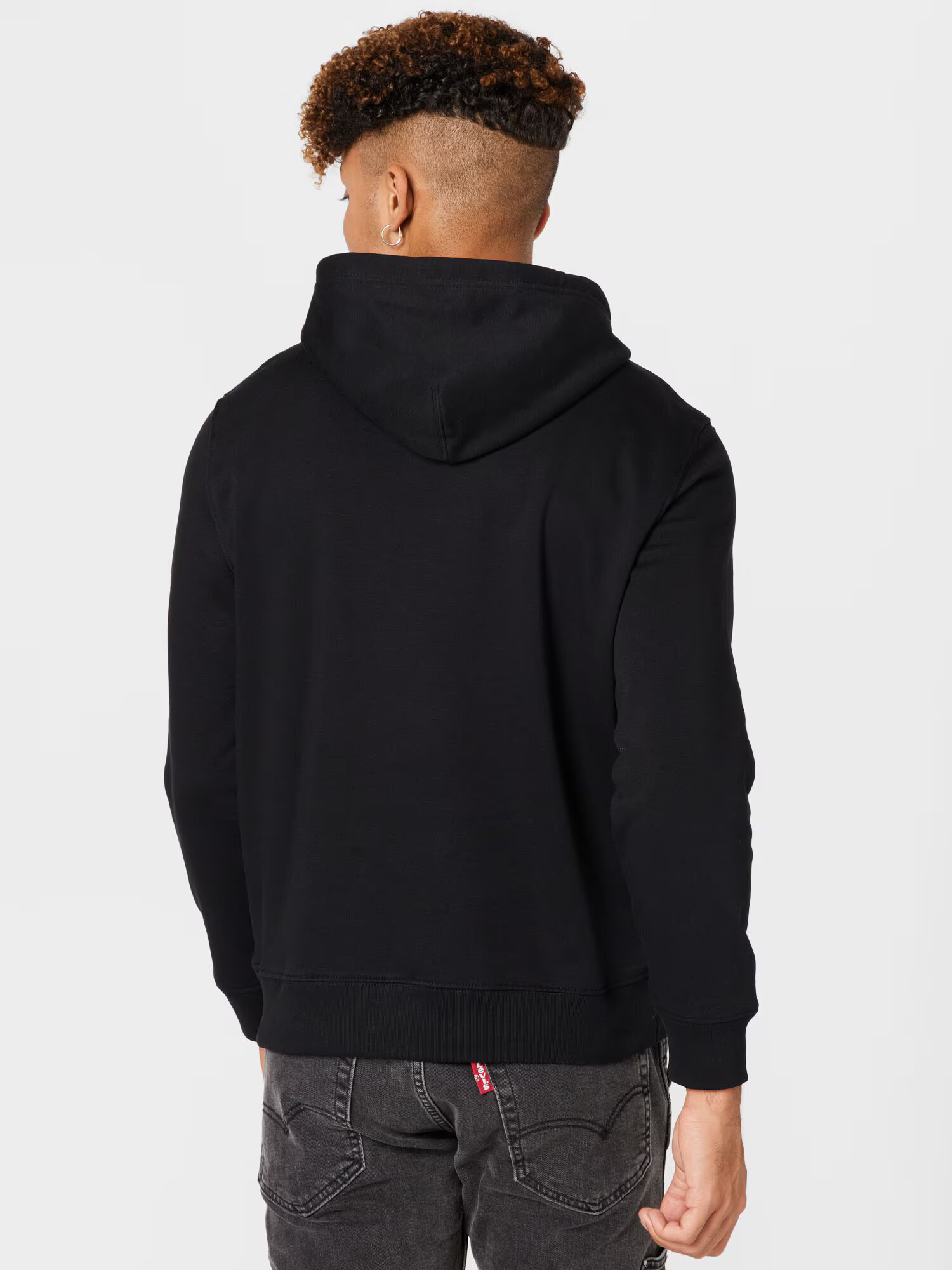 LEVI'S Mikina 'LSE_T3 GRAPHIC HOODIE BLACKS' čierna / strieborná - Pepit.sk