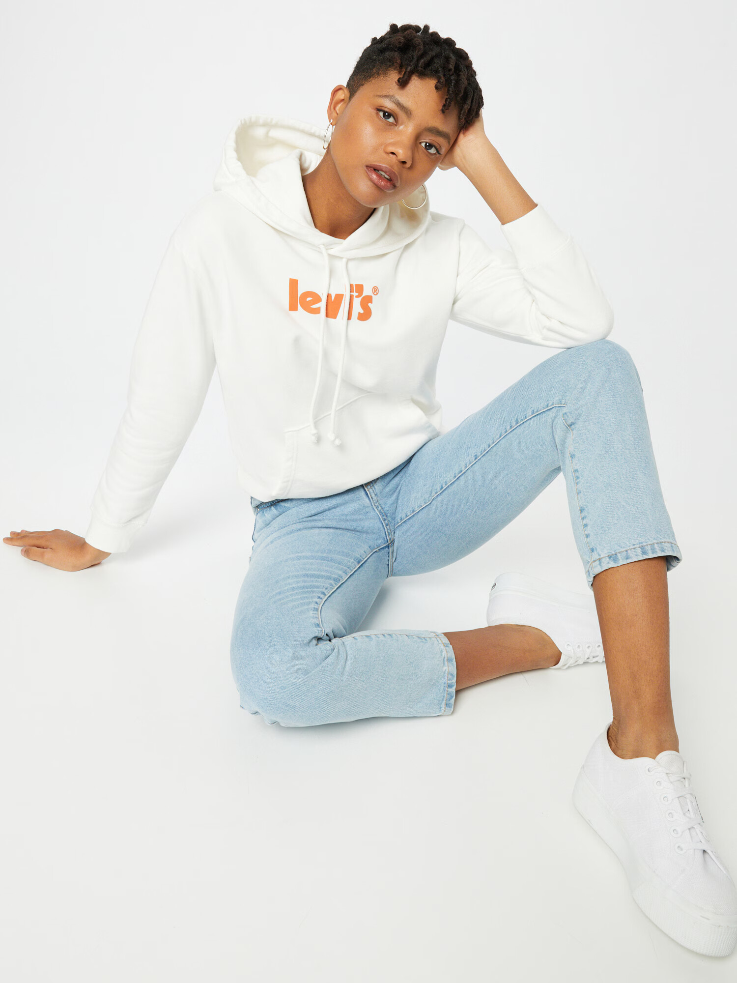 LEVI'S Mikina 'GRAPHIC STANDARD HOODIE NEUTRALS' tmavooranžová / prírodná biela - Pepit.sk