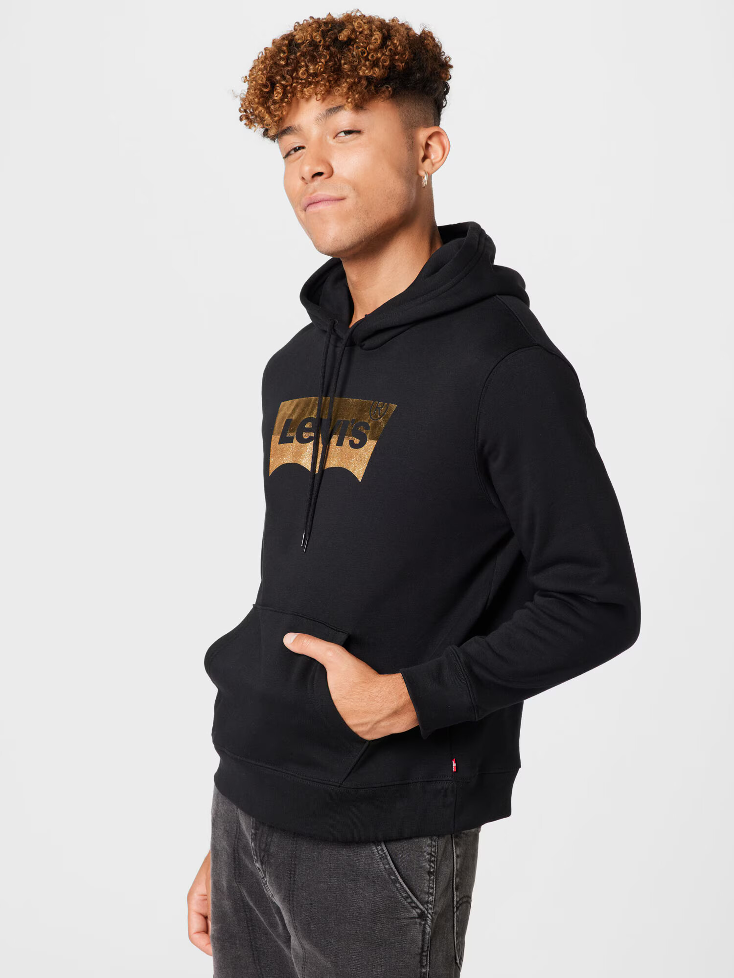 LEVI'S Mikina 'LSE_T3 GRAPHIC HOODIE BLACKS' zlatá / čierna - Pepit.sk