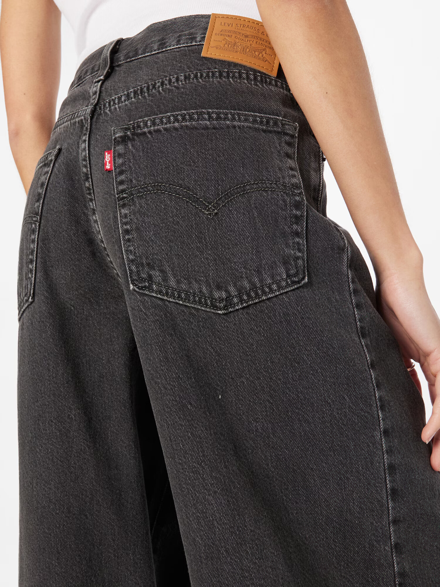 LEVI'S Plisované rifle 'FOLDED PLEATED BAGGY MED INDIGO - WORN IN' čierny denim - Pepit.sk