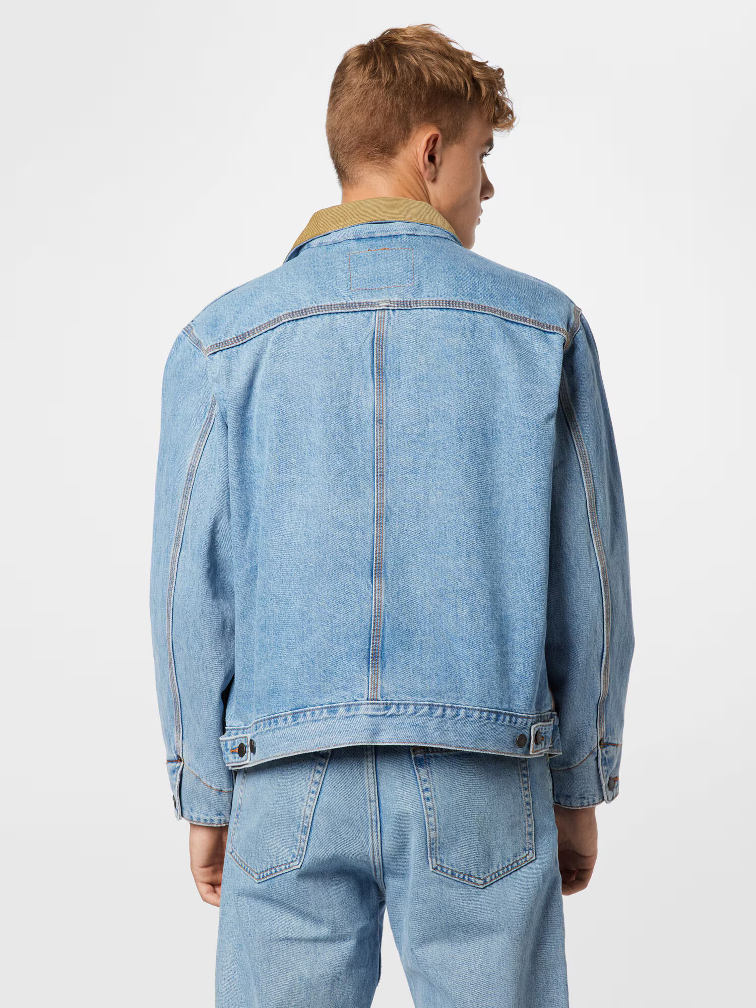 LEVI'S Prechodná bunda 'SUNSET TRUCKER LIGHT INDIGO - WORN IN' farba ťavej srsti / modrá denim - Pepit.sk