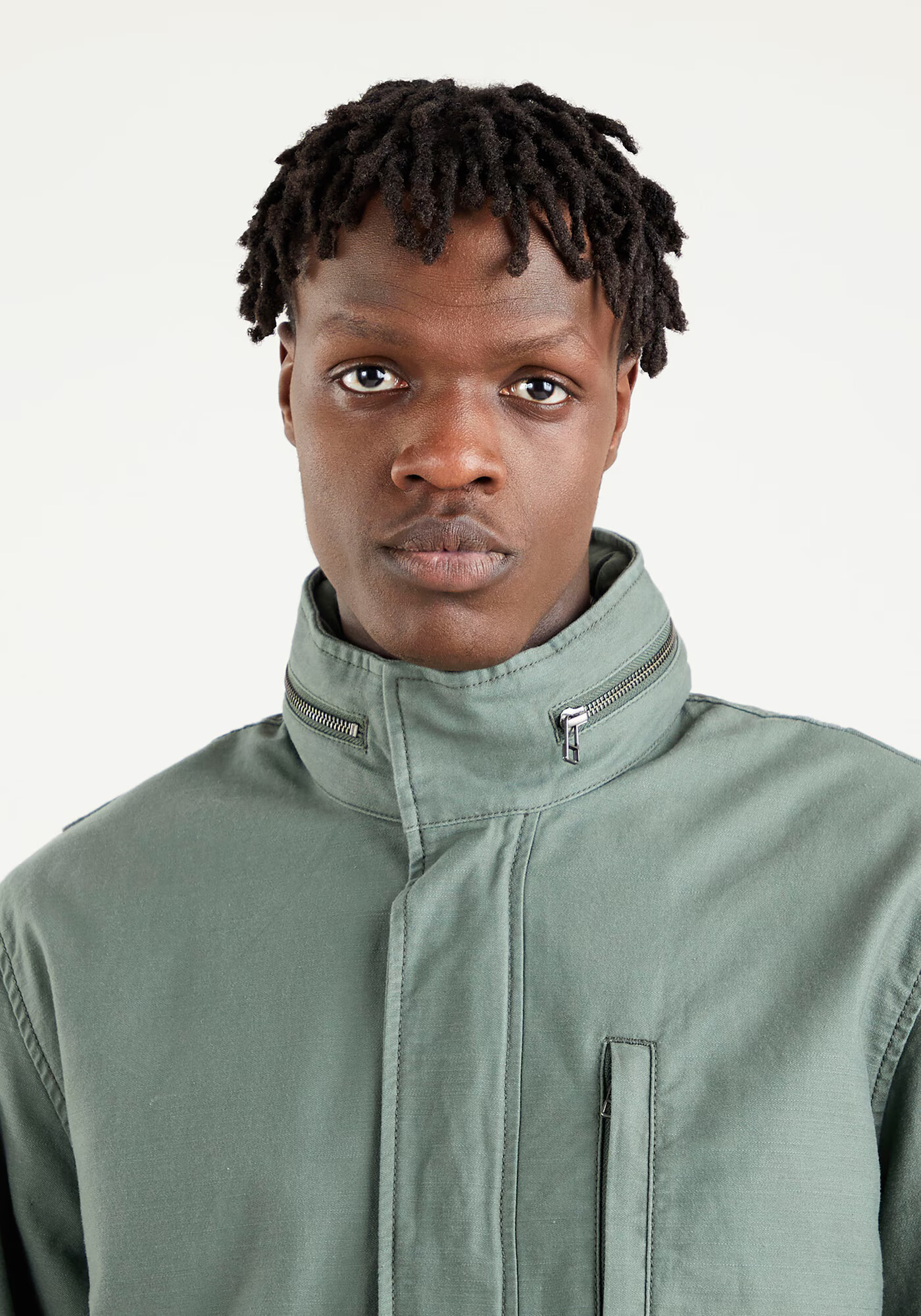 LEVI'S Prechodná bunda 'FULTON FIELD COAT GREENS' tmavosivá / pastelovo zelená / biela - Pepit.sk