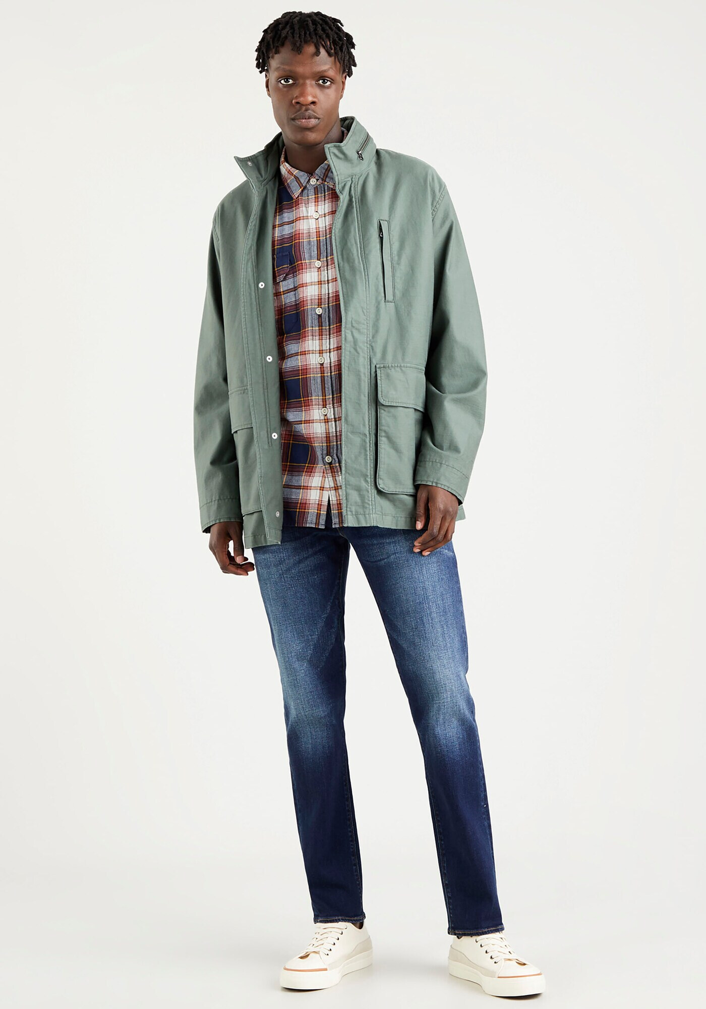 LEVI'S Prechodná bunda 'FULTON FIELD COAT GREENS' tmavosivá / pastelovo zelená / biela - Pepit.sk