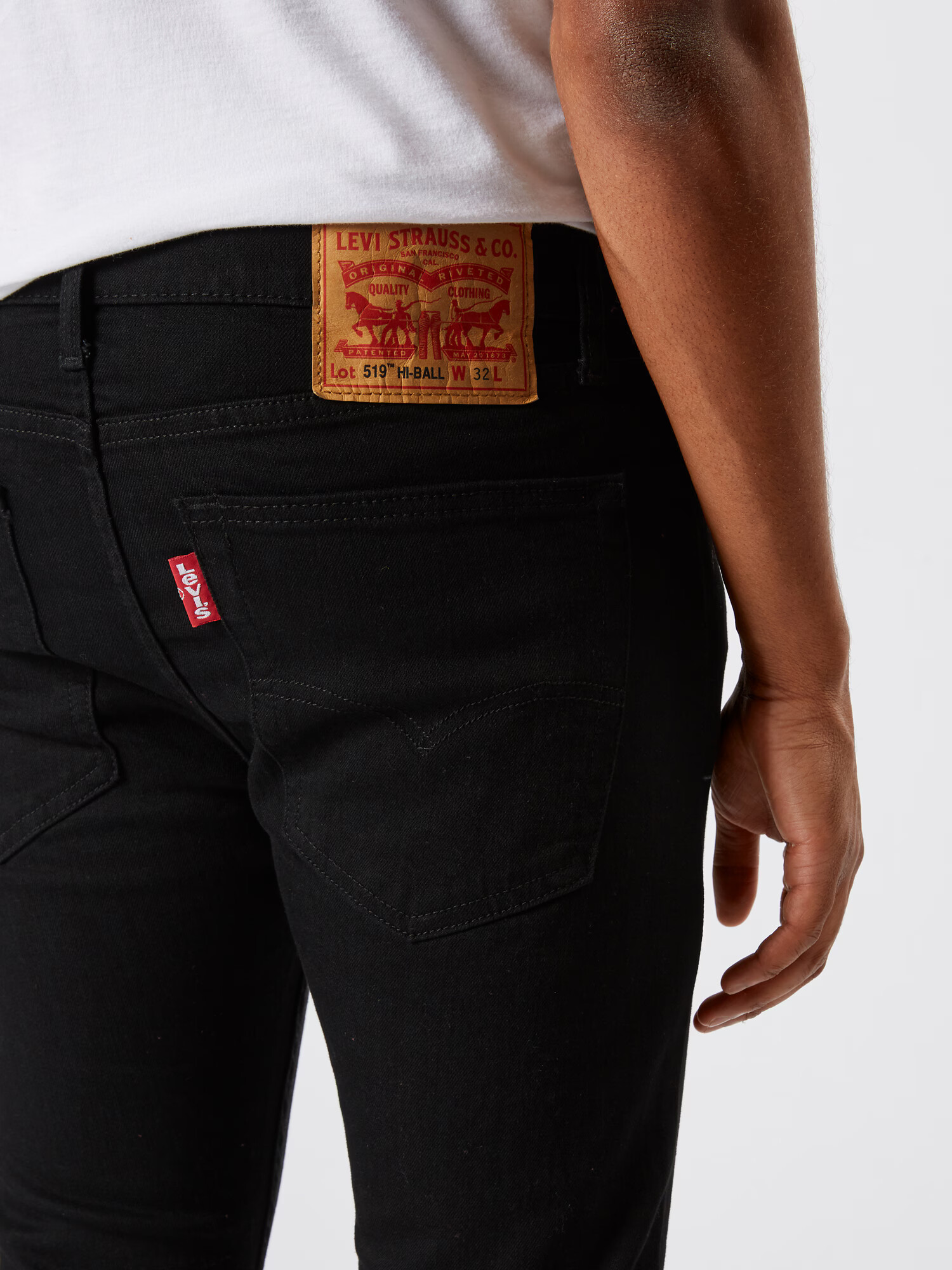 LEVI'S ® Džínsy '519™' čierna - Pepit.sk