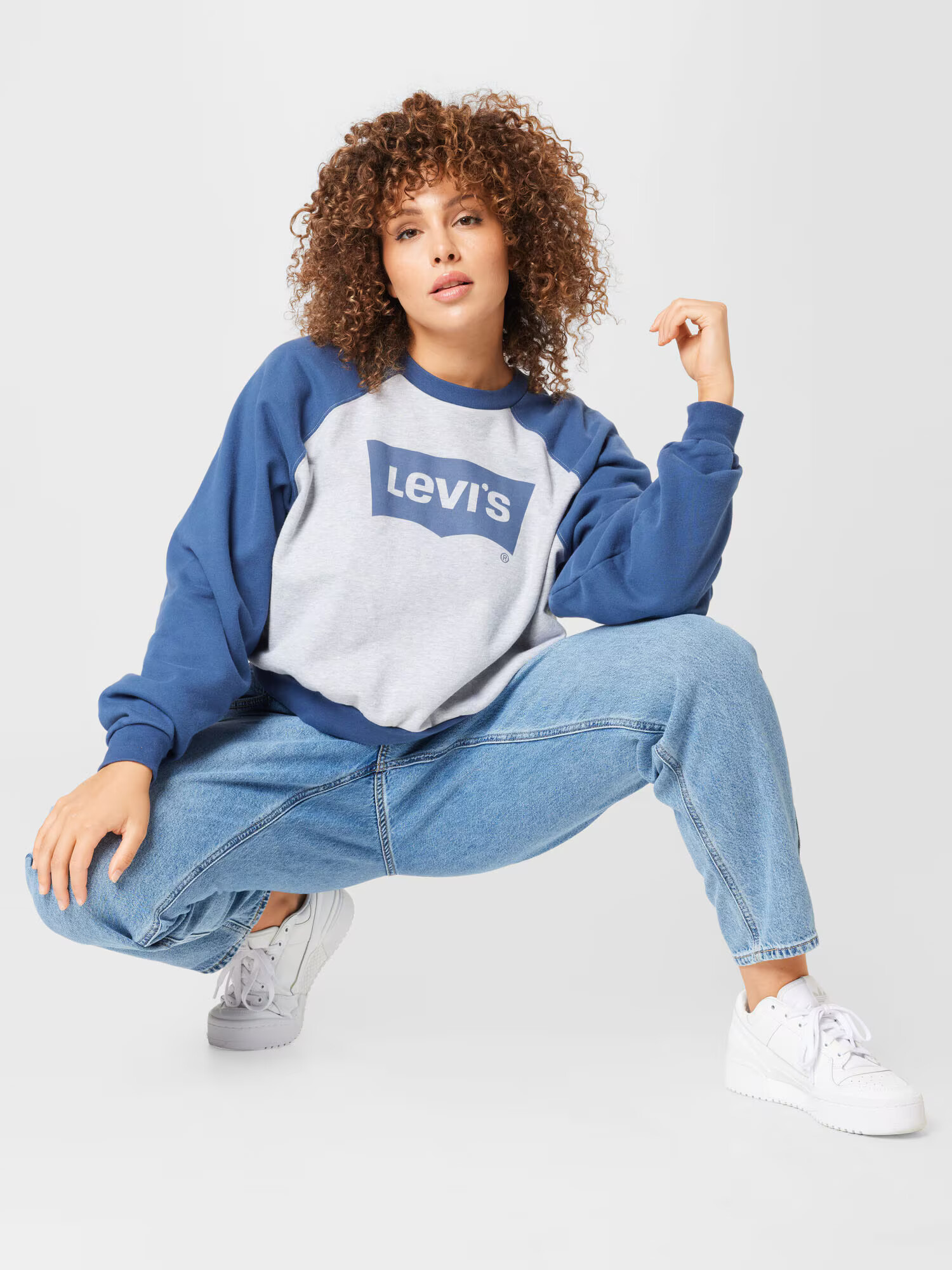 Levi's® Plus Mikina 'PL VINTAGE RAGLAN CREW GREYS' modrá / sivá melírovaná - Pepit.sk