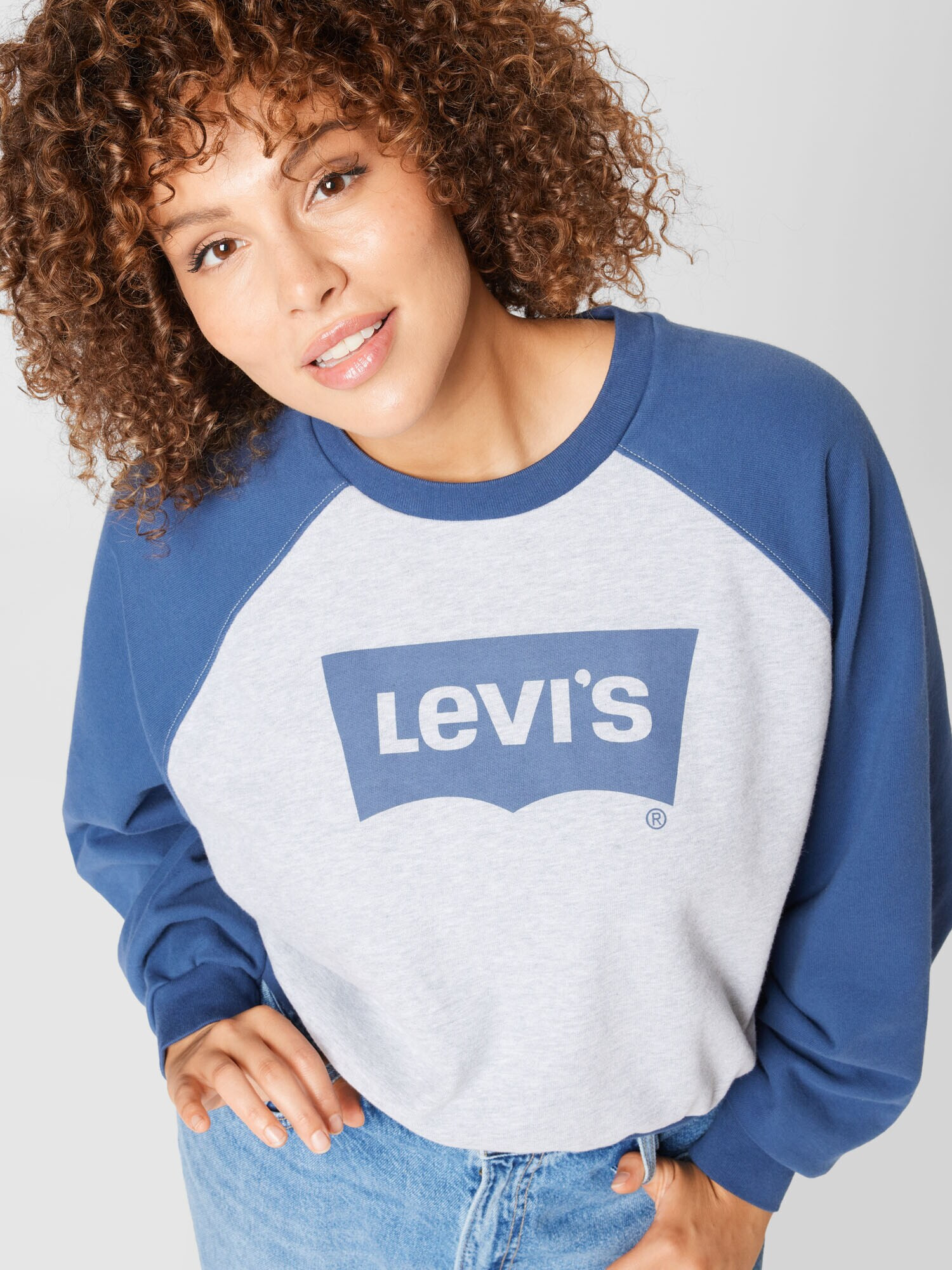 Levi's® Plus Mikina 'PL VINTAGE RAGLAN CREW GREYS' modrá / sivá melírovaná - Pepit.sk