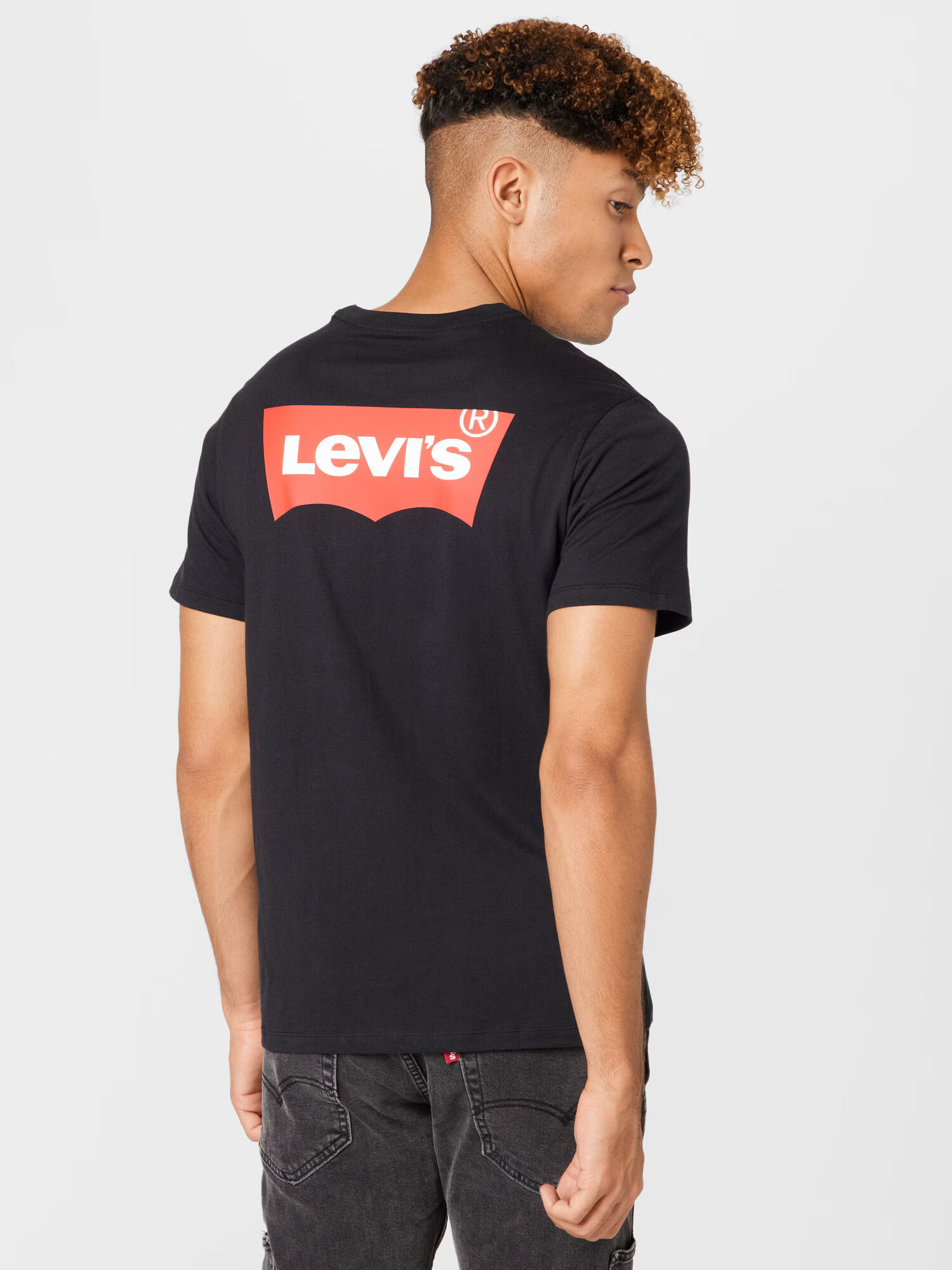 LEVI'S Tričko 'GRAPHIC CREWNECK TEE BLACKS' červená / čierna / biela - Pepit.sk