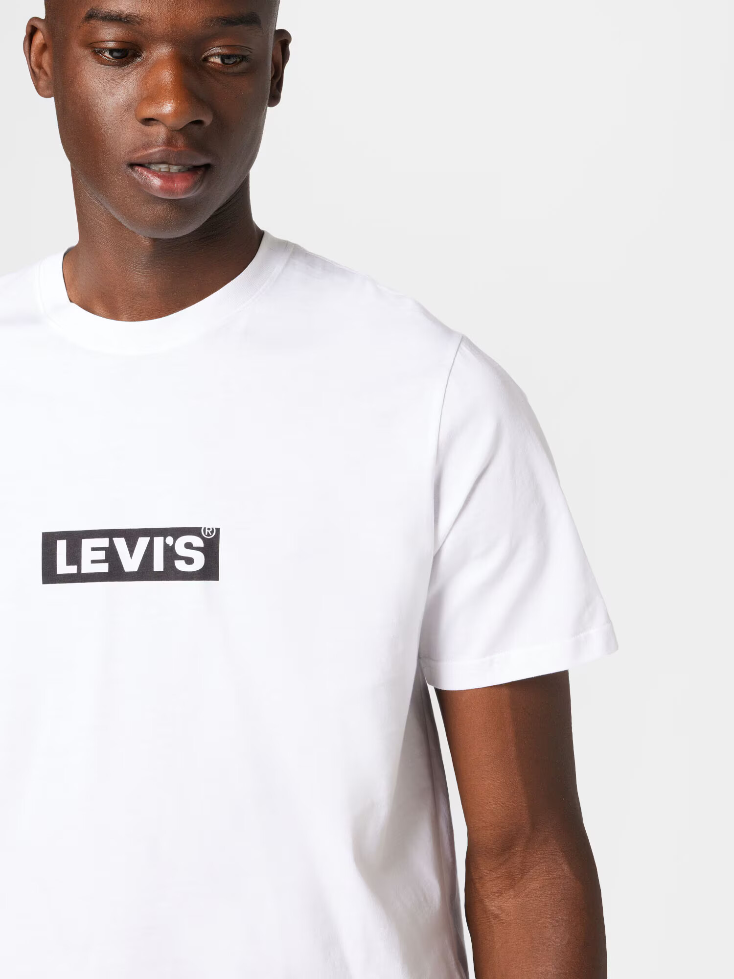 LEVI'S Tričko 'LSE_SS RELAXED FIT TEE NEUTRALS' čierna / biela - Pepit.sk