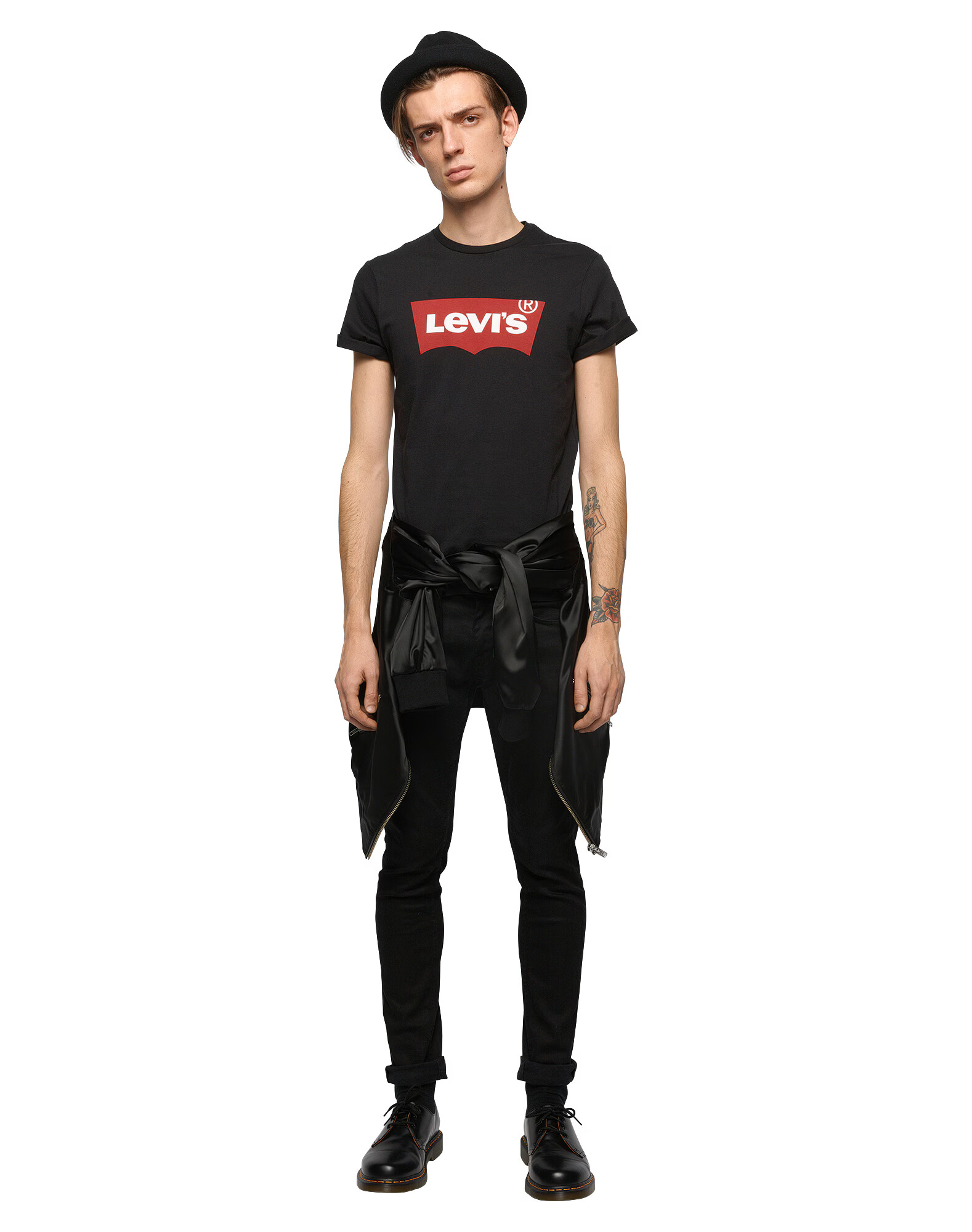 LEVI'S Tričko 'GRAPHIC SET-IN NECK BLACKS' červená / čierna - Pepit.sk