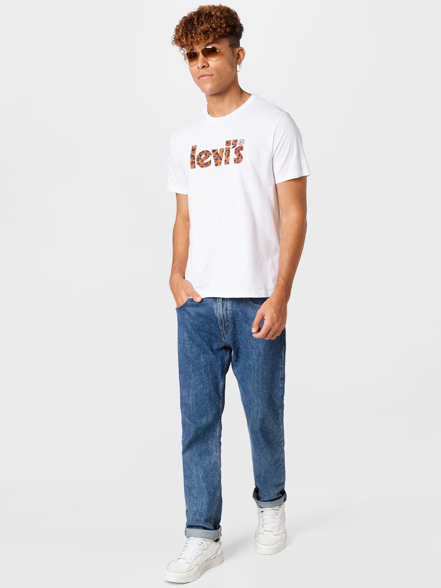 LEVI'S Tričko 'LSE_GRAPHIC CREWNECK TE NEUTRALS' hnedá / karamelová / čierna / biela - Pepit.sk