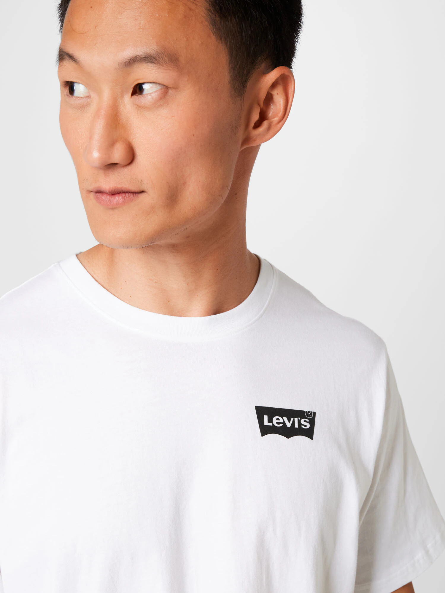 LEVI'S Tričko 'SS RELAXED FIT TEE NEUTRALS' čierna / biela - Pepit.sk