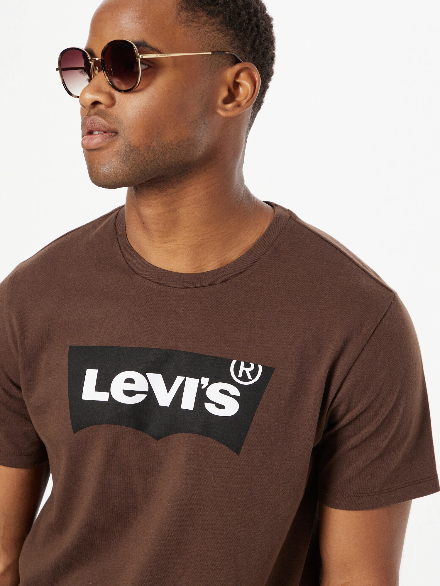 LEVI'S Tričko 'GRAPHIC CREWNECK TEE NEUTRALS' tmavohnedá / čierna / biela - Pepit.sk