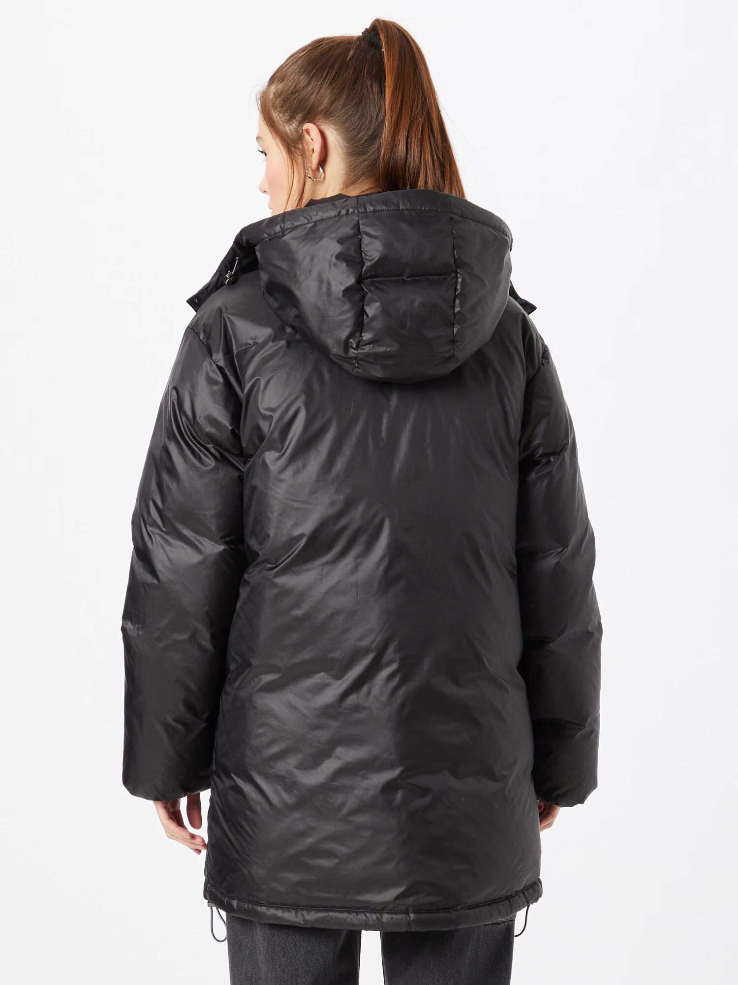 LEVI'S ® Zimný kabát 'CORE PUFFER MID BLACKS' čierna - Pepit.sk