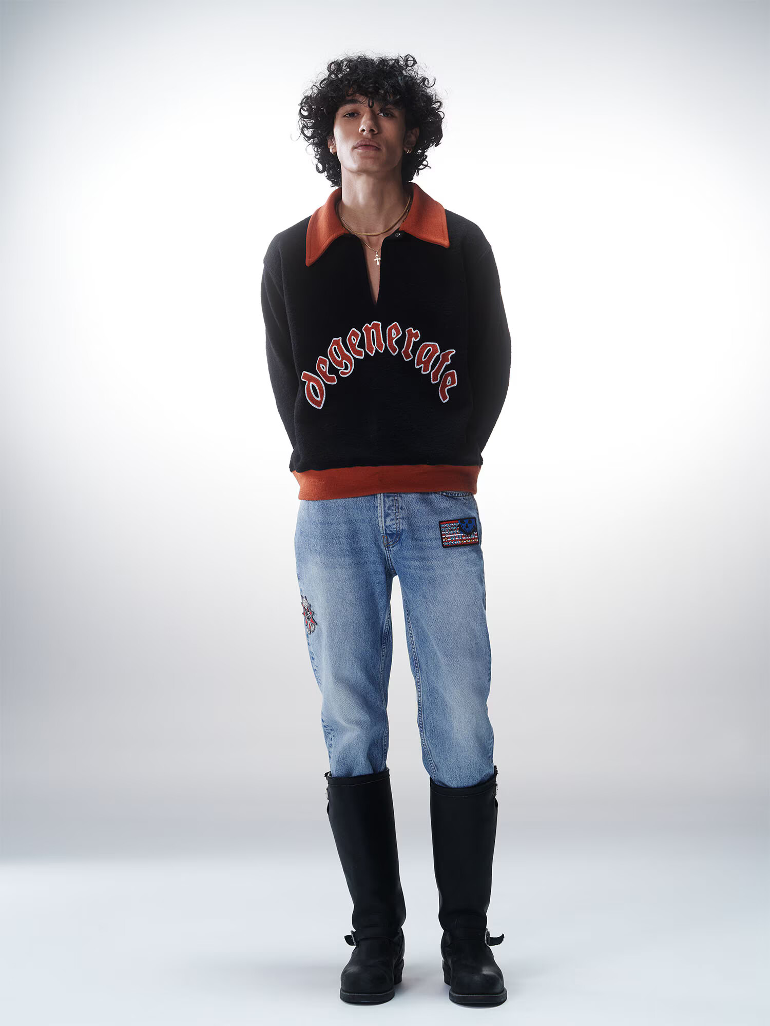 Luka Sabbat for ABOUT YOU Sveter 'Ivan' námornícka modrá / homárová / biela - Pepit.sk