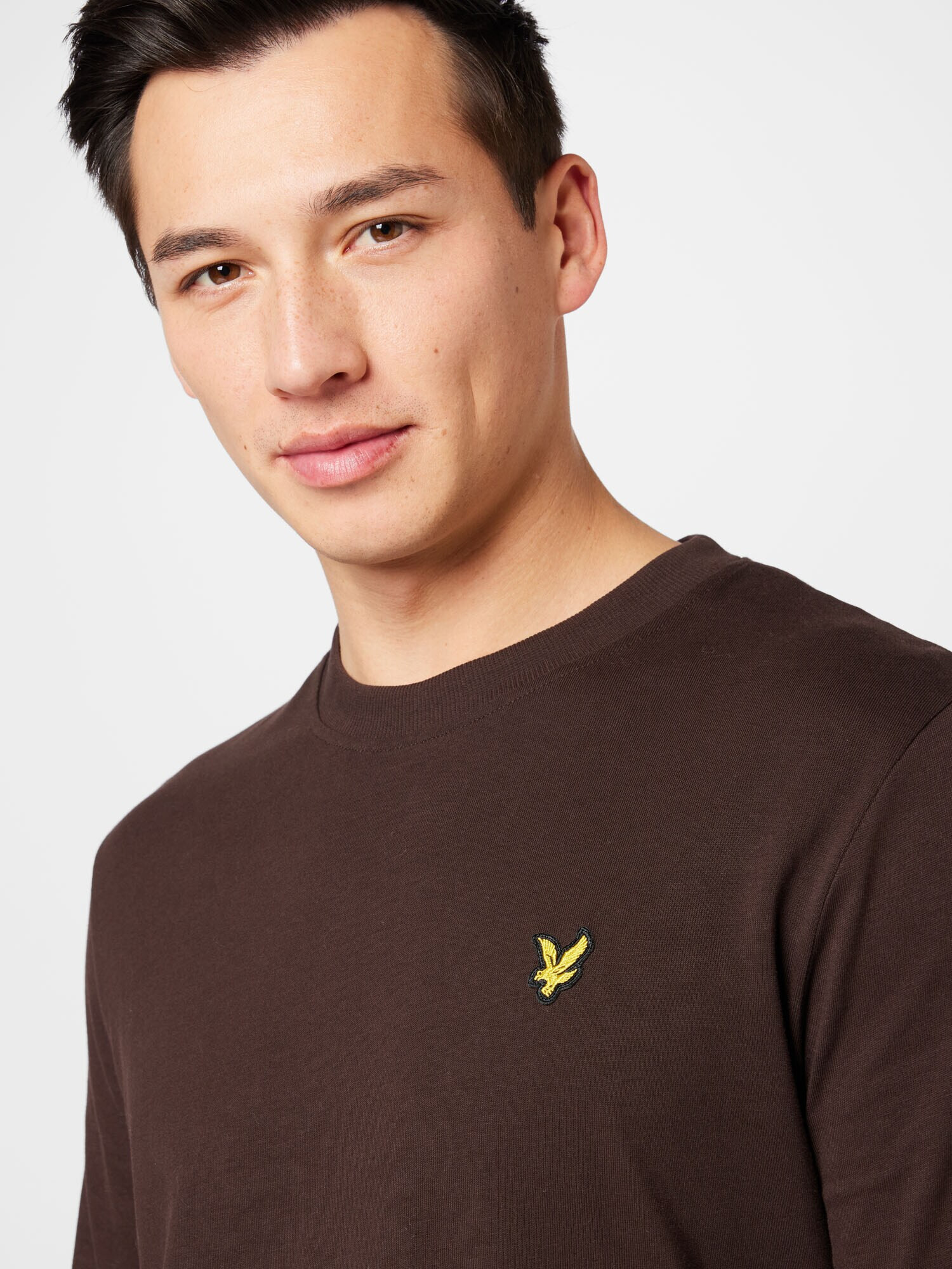 Lyle & Scott Tričko tmavohnedá / zlatá žltá - Pepit.sk