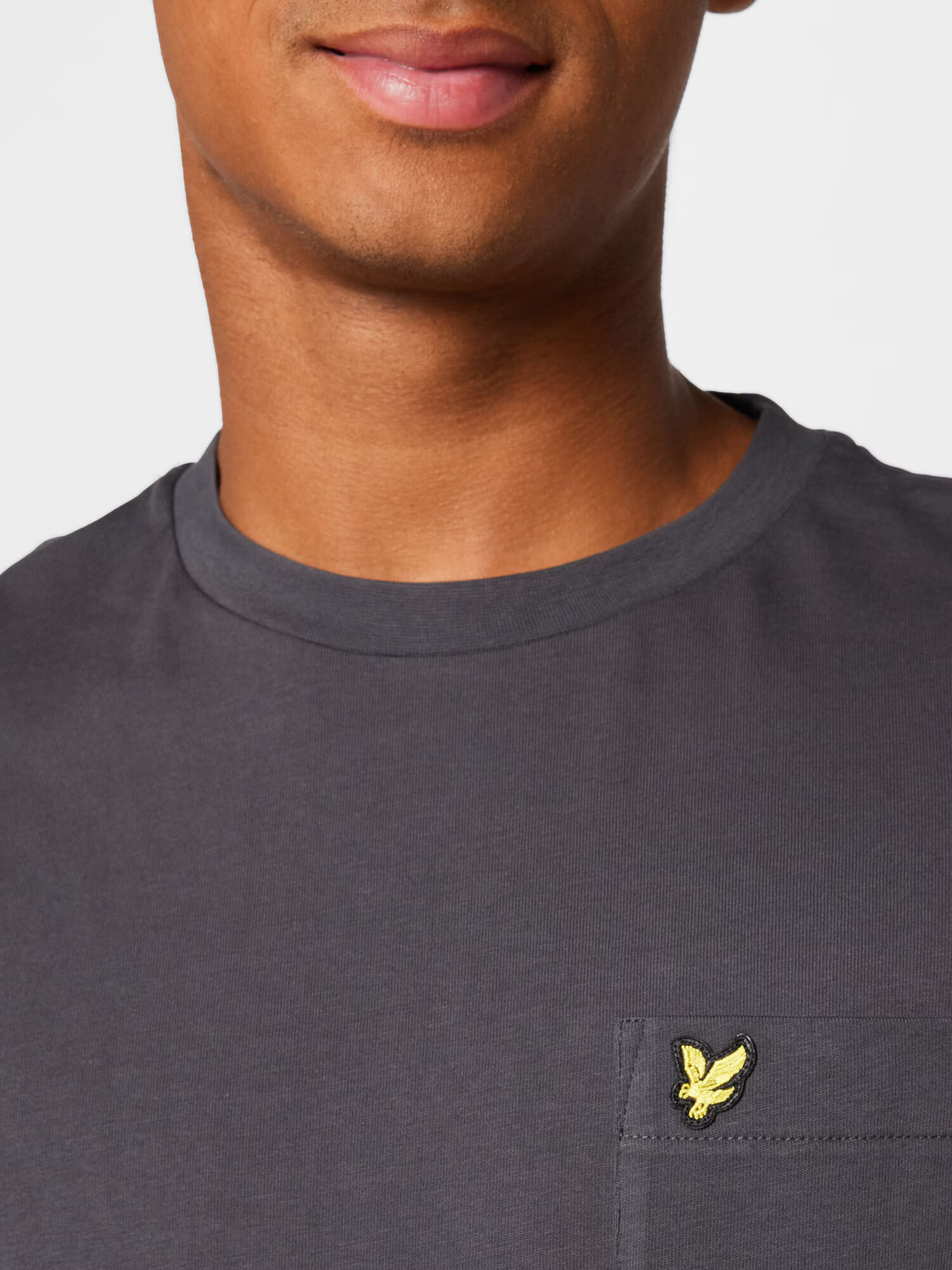 Lyle & Scott Tričko tmavosivá - Pepit.sk