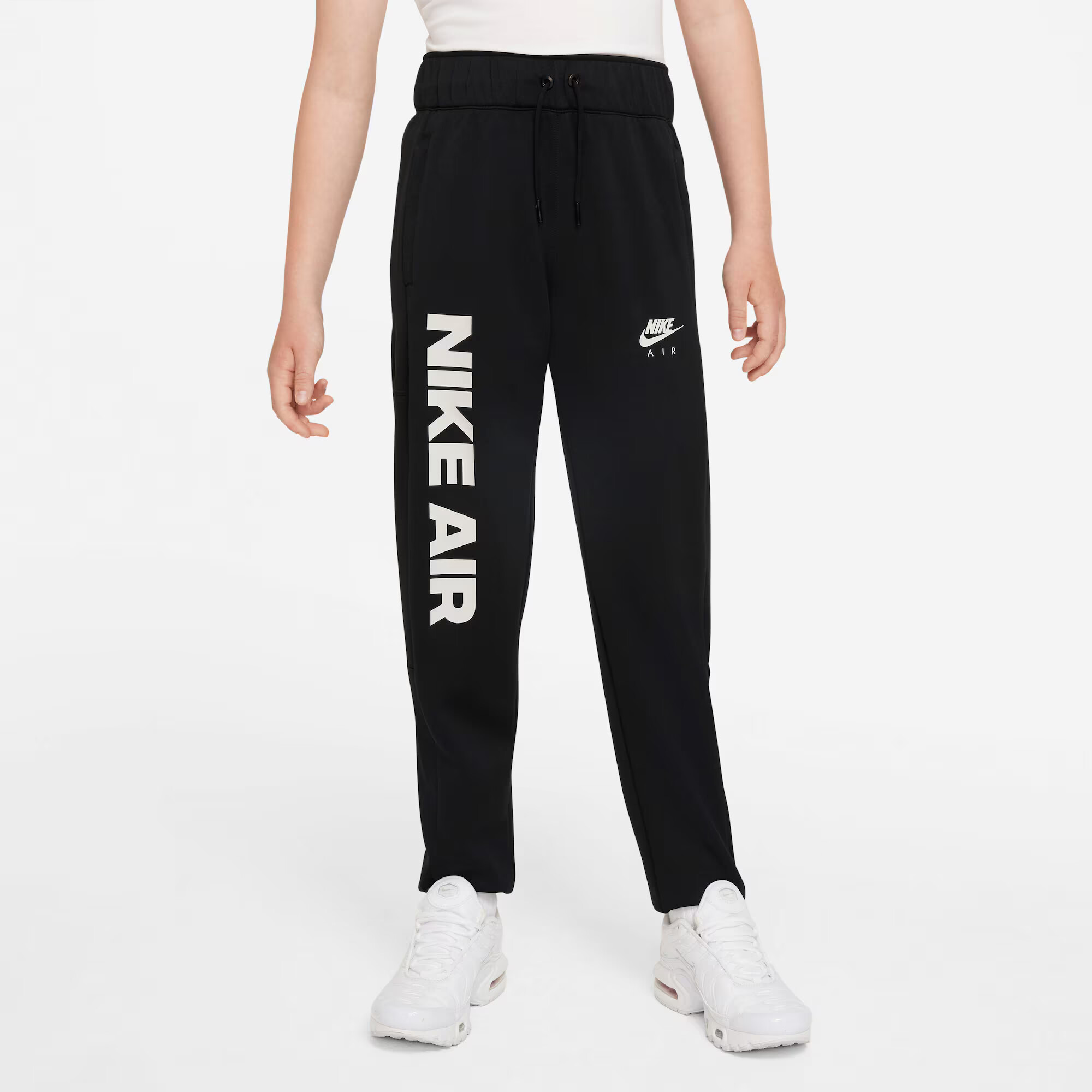 Nike Sportswear Joggingová súprava čierna / biela - Pepit.sk