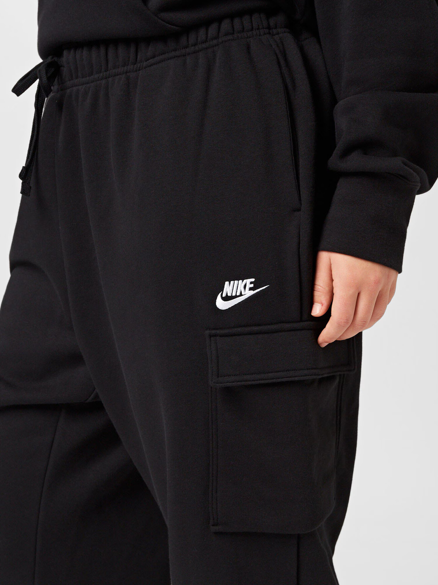 Nike Sportswear Kapsáče čierna - Pepit.sk