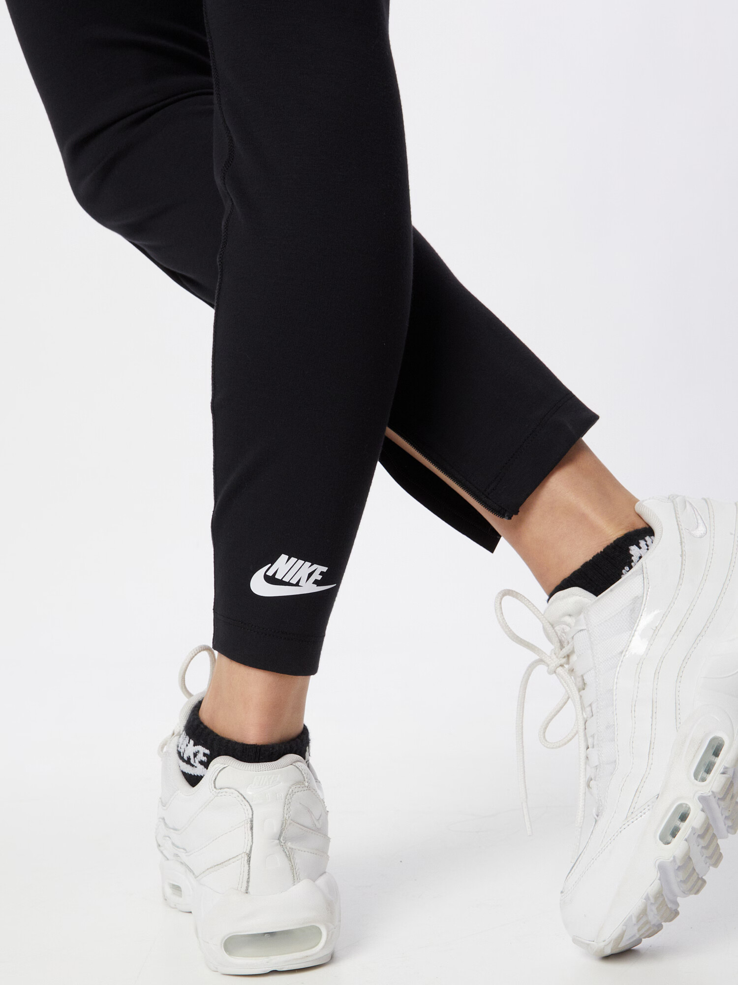 Nike Sportswear Legíny čierna - Pepit.sk