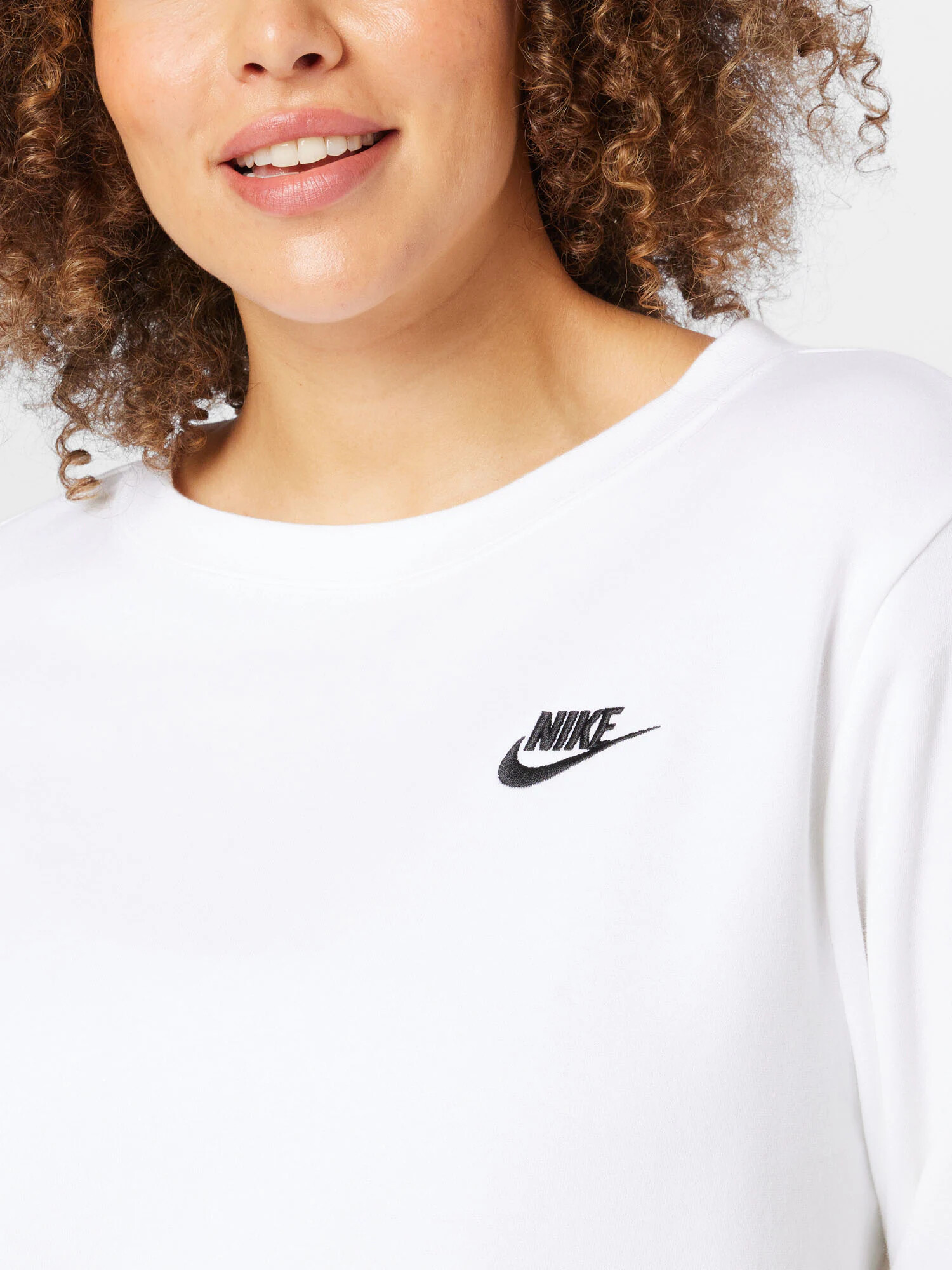 Nike Sportswear Športová mikina čierna / biela - Pepit.sk